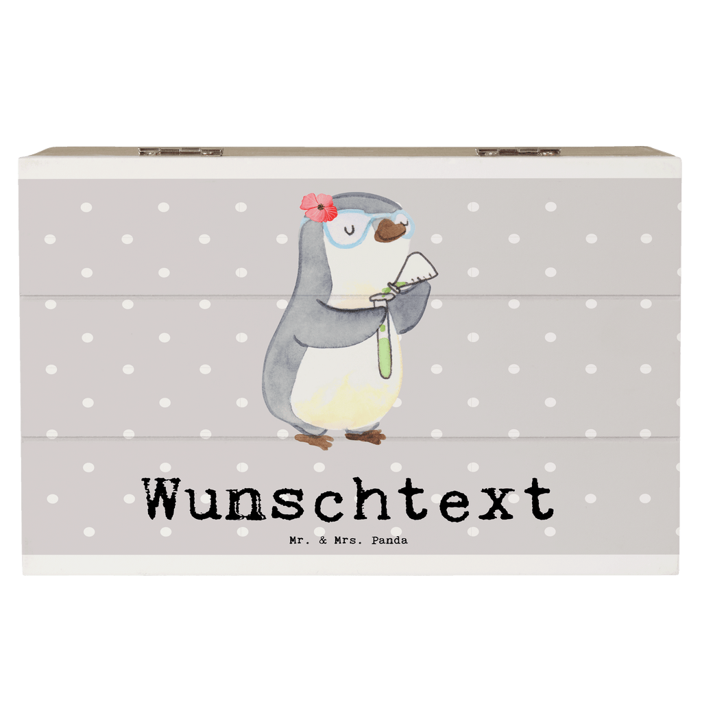 Personalisierte Holzkiste Chemikerin mit Herz Holzkiste mit Namen, Kiste mit Namen, Schatzkiste mit Namen, Truhe mit Namen, Schatulle mit Namen, Erinnerungsbox mit Namen, Erinnerungskiste, mit Namen, Dekokiste mit Namen, Aufbewahrungsbox mit Namen, Holzkiste Personalisiert, Kiste Personalisiert, Schatzkiste Personalisiert, Truhe Personalisiert, Schatulle Personalisiert, Erinnerungsbox Personalisiert, Erinnerungskiste Personalisiert, Dekokiste Personalisiert, Aufbewahrungsbox Personalisiert, Beruf, Ausbildung, Jubiläum, Abschied, Rente, Kollege, Kollegin, Geschenk, Schenken, Arbeitskollege, Mitarbeiter, Firma, Danke, Dankeschön, Chemikerin, Chemielaborantin, Naturwissenschaftlerin, Labor, Studium, Forschung, Wissenschaftlerin