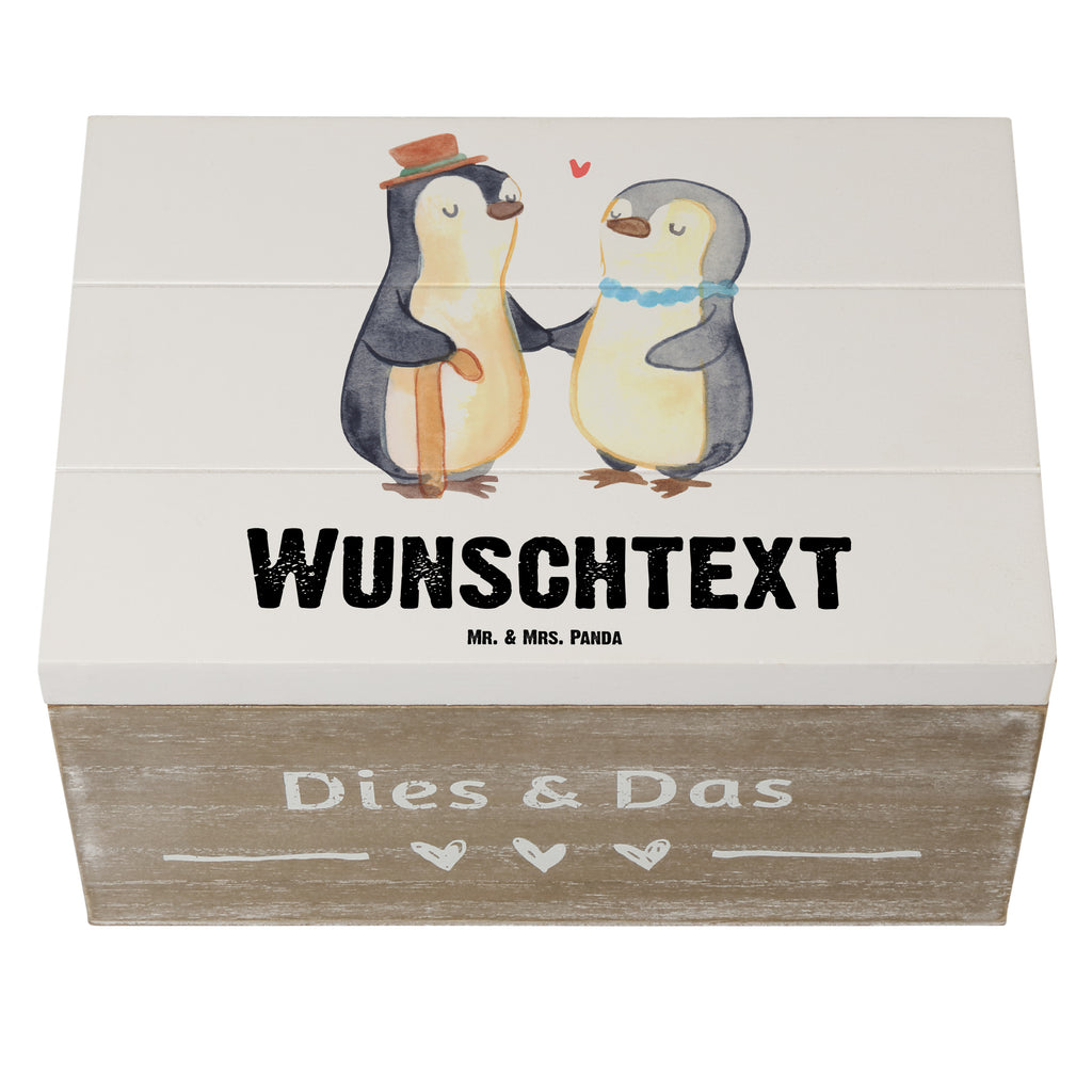 Personalisierte Holzkiste Pinguin Beste Großeltern der Welt Holzkiste mit Namen, Kiste mit Namen, Schatzkiste mit Namen, Truhe mit Namen, Schatulle mit Namen, Erinnerungsbox mit Namen, Erinnerungskiste, mit Namen, Dekokiste mit Namen, Aufbewahrungsbox mit Namen, Holzkiste Personalisiert, Kiste Personalisiert, Schatzkiste Personalisiert, Truhe Personalisiert, Schatulle Personalisiert, Erinnerungsbox Personalisiert, Erinnerungskiste Personalisiert, Dekokiste Personalisiert, Aufbewahrungsbox Personalisiert, für, Dankeschön, Geschenk, Schenken, Geburtstag, Geburtstagsgeschenk, Geschenkidee, Danke, Bedanken, Mitbringsel, Freude machen, Geschenktipp, Großeltern, Grosseltern, Großmutter, Großvater, Opa, Omi, Oma, Opi. Großpapa, Großmama, Enkel, Enkelin, Enkelkind, Kleinigkeit, Omma, Ommi, Oppa, Oppi, Bester
