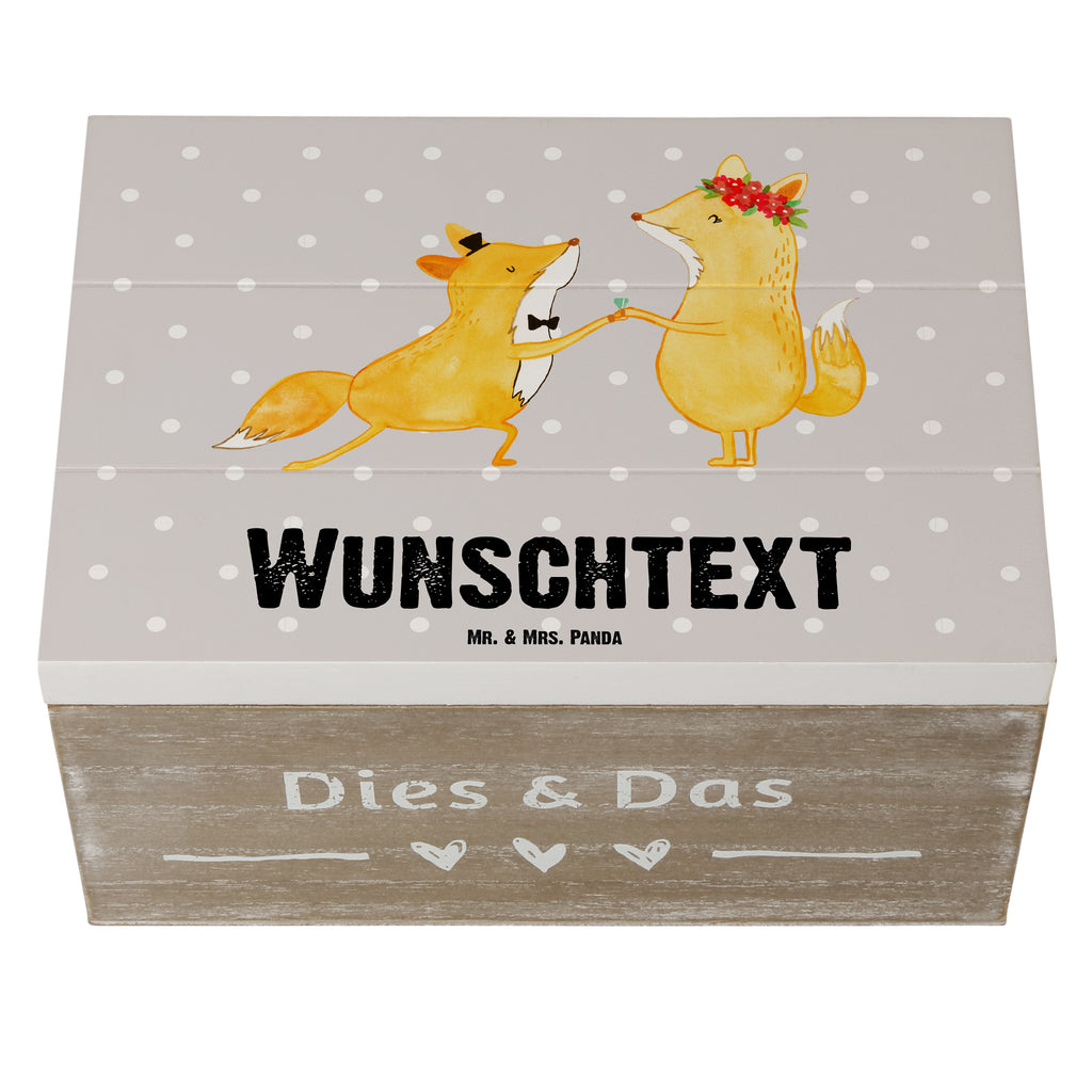 Personalisierte Holzkiste Fuchs Bester Verlobter der Welt Holzkiste mit Namen, Kiste mit Namen, Schatzkiste mit Namen, Truhe mit Namen, Schatulle mit Namen, Erinnerungsbox mit Namen, Erinnerungskiste, mit Namen, Dekokiste mit Namen, Aufbewahrungsbox mit Namen, Holzkiste Personalisiert, Kiste Personalisiert, Schatzkiste Personalisiert, Truhe Personalisiert, Schatulle Personalisiert, Erinnerungsbox Personalisiert, Erinnerungskiste Personalisiert, Dekokiste Personalisiert, Aufbewahrungsbox Personalisiert, für, Dankeschön, Geschenk, Schenken, Geburtstag, Geburtstagsgeschenk, Geschenkidee, Danke, Bedanken, Mitbringsel, Freude machen, Geschenktipp, Verlobter, Verloben, Verlobung, Traummann, Mann, Freund, Ehemann, Zukünftiger, Hochzeit, Ehe