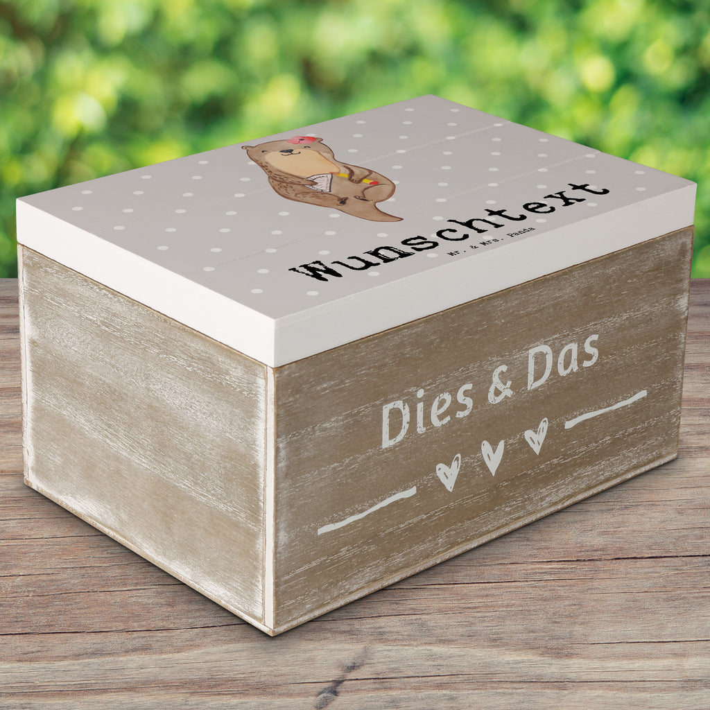 Personalisierte Holzkiste Bauzeichnerin mit Herz Holzkiste mit Namen, Kiste mit Namen, Schatzkiste mit Namen, Truhe mit Namen, Schatulle mit Namen, Erinnerungsbox mit Namen, Erinnerungskiste, mit Namen, Dekokiste mit Namen, Aufbewahrungsbox mit Namen, Holzkiste Personalisiert, Kiste Personalisiert, Schatzkiste Personalisiert, Truhe Personalisiert, Schatulle Personalisiert, Erinnerungsbox Personalisiert, Erinnerungskiste Personalisiert, Dekokiste Personalisiert, Aufbewahrungsbox Personalisiert, Beruf, Ausbildung, Jubiläum, Abschied, Rente, Kollege, Kollegin, Geschenk, Schenken, Arbeitskollege, Mitarbeiter, Firma, Danke, Dankeschön