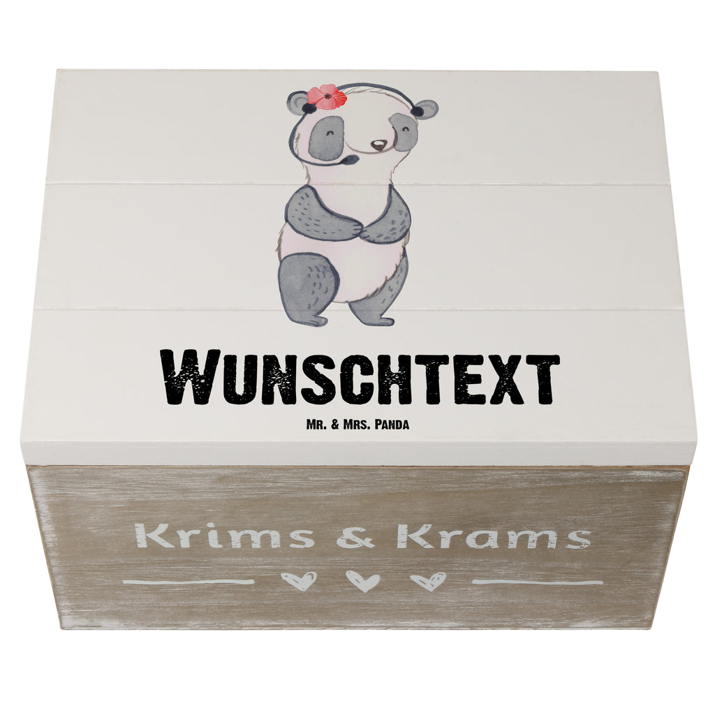 Personalisierte Holzkiste Panda Beste Arbeitskollegin der Welt Holzkiste mit Namen, Kiste mit Namen, Schatzkiste mit Namen, Truhe mit Namen, Schatulle mit Namen, Erinnerungsbox mit Namen, Erinnerungskiste, mit Namen, Dekokiste mit Namen, Aufbewahrungsbox mit Namen, Holzkiste Personalisiert, Kiste Personalisiert, Schatzkiste Personalisiert, Truhe Personalisiert, Schatulle Personalisiert, Erinnerungsbox Personalisiert, Erinnerungskiste Personalisiert, Dekokiste Personalisiert, Aufbewahrungsbox Personalisiert, für, Dankeschön, Geschenk, Schenken, Geburtstag, Geburtstagsgeschenk, Geschenkidee, Danke, Bedanken, Mitbringsel, Freude machen, Geschenktipp, Arbeitskollegin, Kollegin, Freundin, Büro, Abschiedsgeschenk, Ruhestand, Arbeit, Mitarbeiterin, Berufsgenossin, Beruf