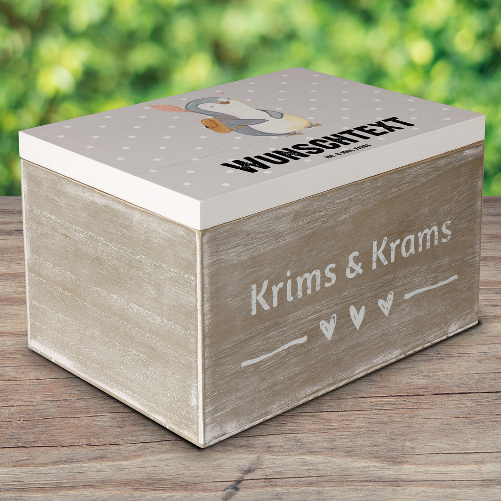 Personalisierte Holzkiste Pinguin Bestes Kind der Welt Holzkiste mit Namen, Kiste mit Namen, Schatzkiste mit Namen, Truhe mit Namen, Schatulle mit Namen, Erinnerungsbox mit Namen, Erinnerungskiste, mit Namen, Dekokiste mit Namen, Aufbewahrungsbox mit Namen, Holzkiste Personalisiert, Kiste Personalisiert, Schatzkiste Personalisiert, Truhe Personalisiert, Schatulle Personalisiert, Erinnerungsbox Personalisiert, Erinnerungskiste Personalisiert, Dekokiste Personalisiert, Aufbewahrungsbox Personalisiert, für, Dankeschön, Geschenk, Schenken, Geburtstag, Geburtstagsgeschenk, Geschenkidee, Danke, Bedanken, Mitbringsel, Freude machen, Geschenktipp, Kinder, Kind, Kid, Kids, Kiddy, Bestes, Tochter, Sohn, Nachwuchs, Geburt, Liebling, Taufe
