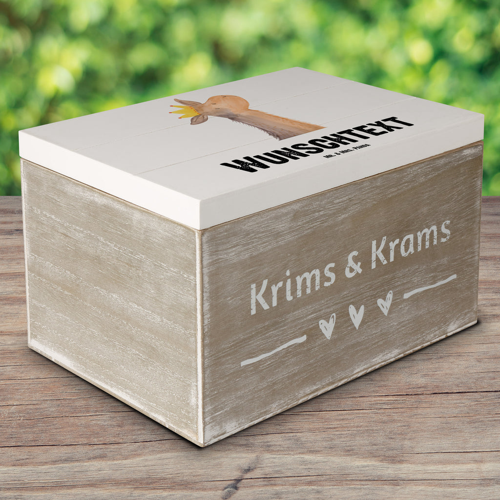 Personalisierte Holzkiste Lama Bester Mensch der Welt Holzkiste mit Namen, Kiste mit Namen, Schatzkiste mit Namen, Truhe mit Namen, Schatulle mit Namen, Erinnerungsbox mit Namen, Erinnerungskiste, mit Namen, Dekokiste mit Namen, Aufbewahrungsbox mit Namen, Holzkiste Personalisiert, Kiste Personalisiert, Schatzkiste Personalisiert, Truhe Personalisiert, Schatulle Personalisiert, Erinnerungsbox Personalisiert, Erinnerungskiste Personalisiert, Dekokiste Personalisiert, Aufbewahrungsbox Personalisiert, für, Dankeschön, Geschenk, Schenken, Geburtstag, Geburtstagsgeschenk, Geschenkidee, Danke, Bedanken, Mitbringsel, Freude machen, Geschenktipp, Lieblingsmensch, Liebling, Lieblings Mensch, tollster Mensch, Vorbild, Partner, Ehemann, Ehefrau, Liebe, Valentinstag