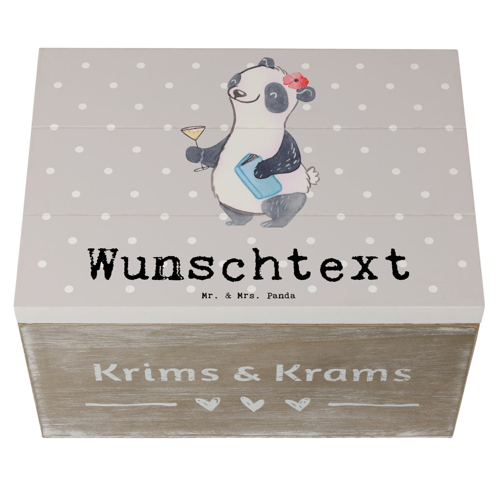 Personalisierte Holzkiste Panda Beste Sitznachbarin der Welt Holzkiste mit Namen, Kiste mit Namen, Schatzkiste mit Namen, Truhe mit Namen, Schatulle mit Namen, Erinnerungsbox mit Namen, Erinnerungskiste, mit Namen, Dekokiste mit Namen, Aufbewahrungsbox mit Namen, Holzkiste Personalisiert, Kiste Personalisiert, Schatzkiste Personalisiert, Truhe Personalisiert, Schatulle Personalisiert, Erinnerungsbox Personalisiert, Erinnerungskiste Personalisiert, Dekokiste Personalisiert, Aufbewahrungsbox Personalisiert, für, Dankeschön, Geschenk, Schenken, Geburtstag, Geburtstagsgeschenk, Geschenkidee, Danke, Bedanken, Mitbringsel, Freude machen, Geschenktipp, Sitznachbarin, Stuhlnachbar, Mitschülerin, Nachbarin, Uni, Universität, Seminar, Kommilitone, Tischnachbar, Schule, Mitstudentin, Hochschule, Beste Sitznachbarin der Welt, Weltbeste Sitznachbarin