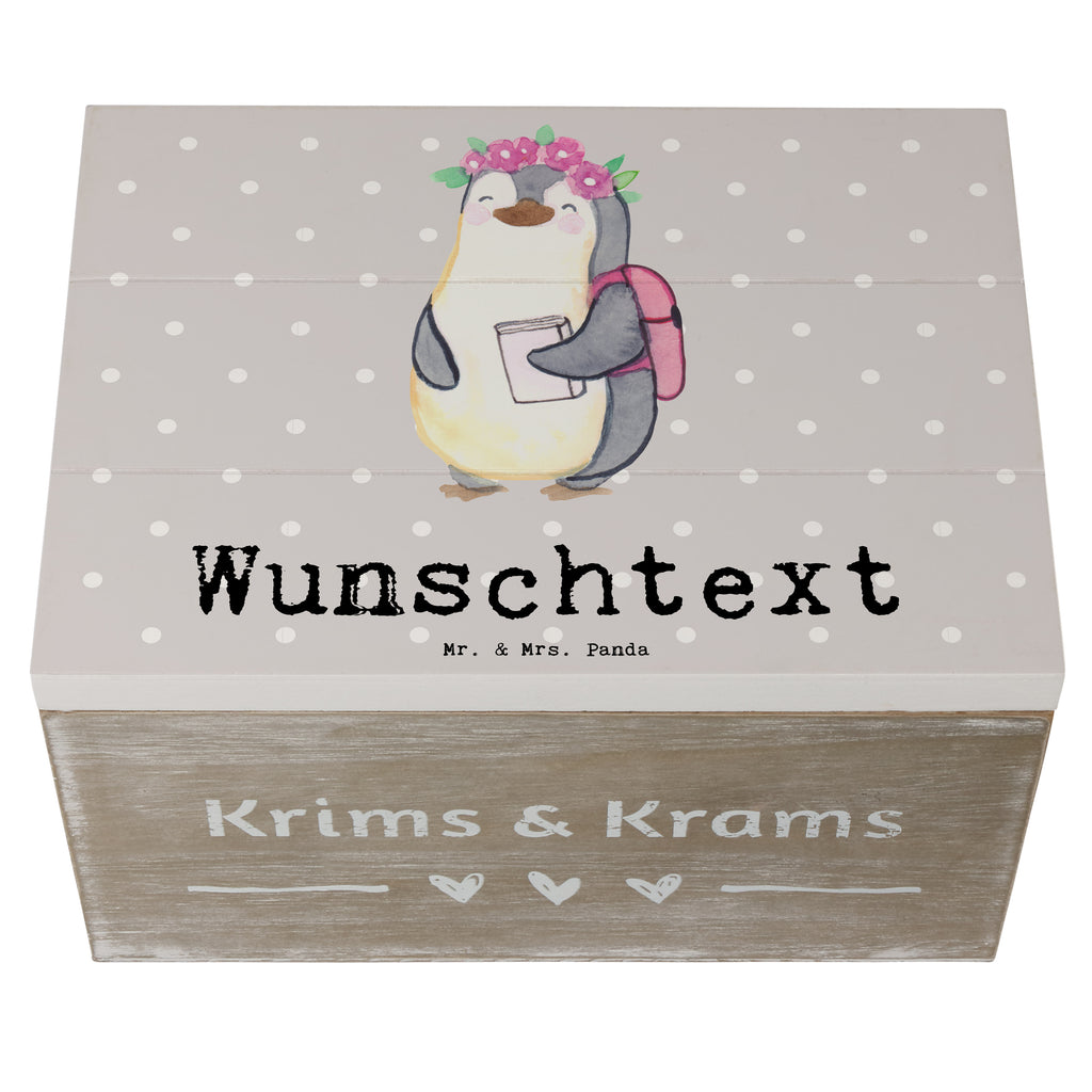 Personalisierte Holzkiste Pinguin Beste Studentin der Welt Holzkiste mit Namen, Kiste mit Namen, Schatzkiste mit Namen, Truhe mit Namen, Schatulle mit Namen, Erinnerungsbox mit Namen, Erinnerungskiste, mit Namen, Dekokiste mit Namen, Aufbewahrungsbox mit Namen, Holzkiste Personalisiert, Kiste Personalisiert, Schatzkiste Personalisiert, Truhe Personalisiert, Schatulle Personalisiert, Erinnerungsbox Personalisiert, Erinnerungskiste Personalisiert, Dekokiste Personalisiert, Aufbewahrungsbox Personalisiert, für, Dankeschön, Geschenk, Schenken, Geburtstag, Geburtstagsgeschenk, Geschenkidee, Danke, Bedanken, Mitbringsel, Freude machen, Geschenktipp, Studentin, Studium, Tochter, Spaß, Musterschülerin, lustig, Studienabschluss, witzig, Universität, Abschluss, Alumni, Uni, Studenten, Hochschule