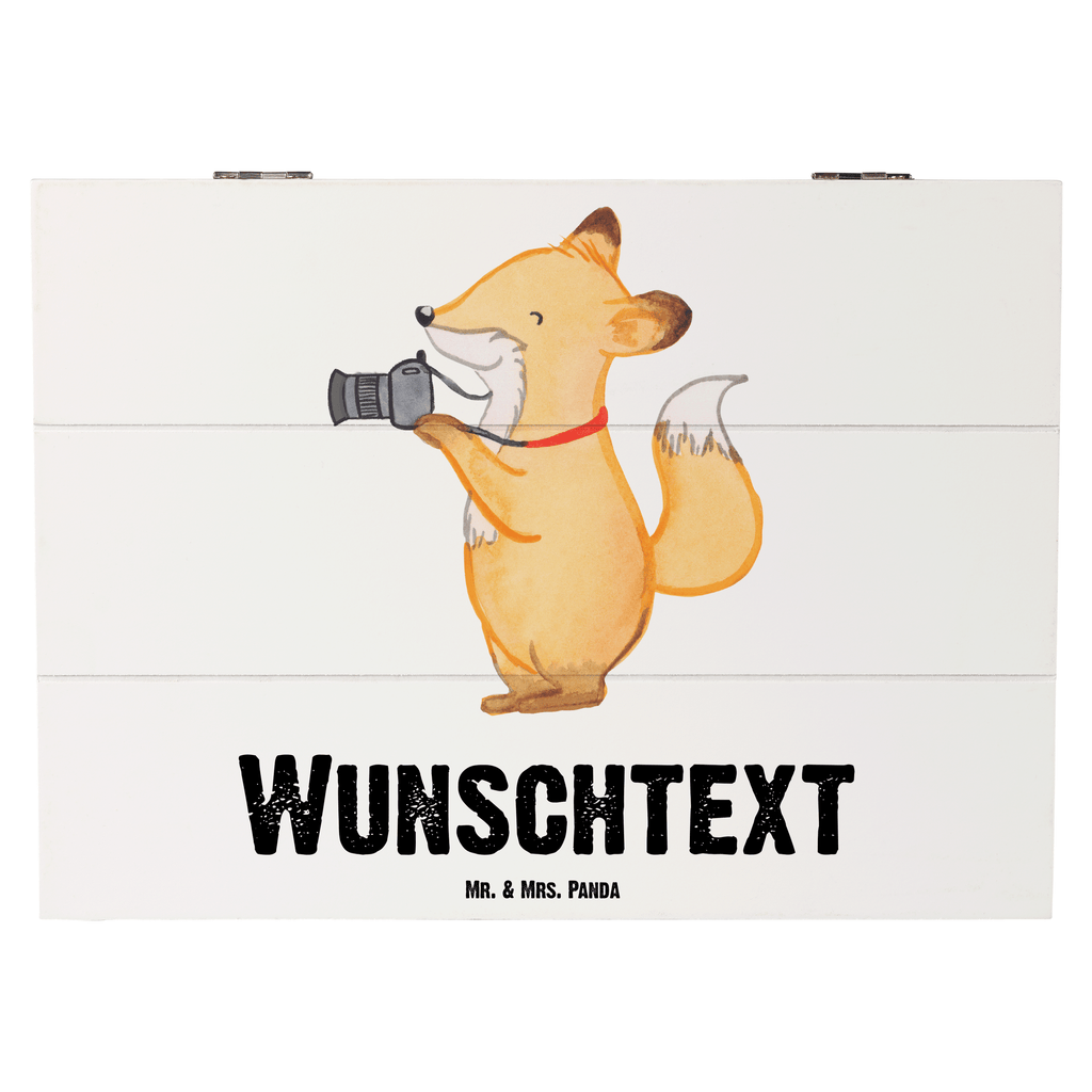 Personalisierte Holzkiste Fotograf mit Herz Holzkiste mit Namen, Kiste mit Namen, Schatzkiste mit Namen, Truhe mit Namen, Schatulle mit Namen, Erinnerungsbox mit Namen, Erinnerungskiste, mit Namen, Dekokiste mit Namen, Aufbewahrungsbox mit Namen, Holzkiste Personalisiert, Kiste Personalisiert, Schatzkiste Personalisiert, Truhe Personalisiert, Schatulle Personalisiert, Erinnerungsbox Personalisiert, Erinnerungskiste Personalisiert, Dekokiste Personalisiert, Aufbewahrungsbox Personalisiert, Beruf, Ausbildung, Jubiläum, Abschied, Rente, Kollege, Kollegin, Geschenk, Schenken, Arbeitskollege, Mitarbeiter, Firma, Danke, Dankeschön, Fotograf, Fotoreporter, Hobbyfotograf, Hochzeitsfotograf, Fotografie, Profi Fotograf