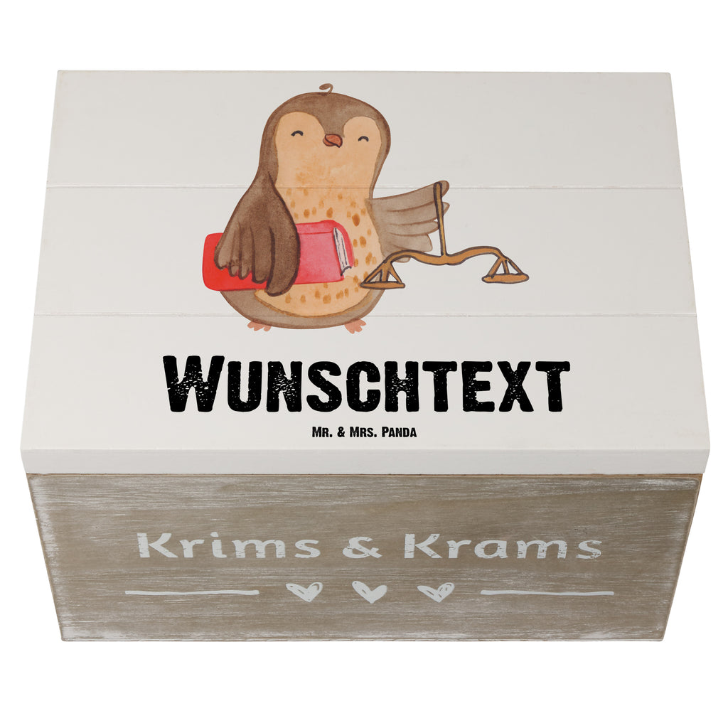 Personalisierte Holzkiste Jurist mit Herz Holzkiste mit Namen, Kiste mit Namen, Schatzkiste mit Namen, Truhe mit Namen, Schatulle mit Namen, Erinnerungsbox mit Namen, Erinnerungskiste, mit Namen, Dekokiste mit Namen, Aufbewahrungsbox mit Namen, Holzkiste Personalisiert, Kiste Personalisiert, Schatzkiste Personalisiert, Truhe Personalisiert, Schatulle Personalisiert, Erinnerungsbox Personalisiert, Erinnerungskiste Personalisiert, Dekokiste Personalisiert, Aufbewahrungsbox Personalisiert, Beruf, Ausbildung, Jubiläum, Abschied, Rente, Kollege, Kollegin, Geschenk, Schenken, Arbeitskollege, Mitarbeiter, Firma, Danke, Dankeschön, Jurist, Anwalt, Jura Studium, Master of laws, Staatsexamen, Jurastudent, Anwaltskanzlei