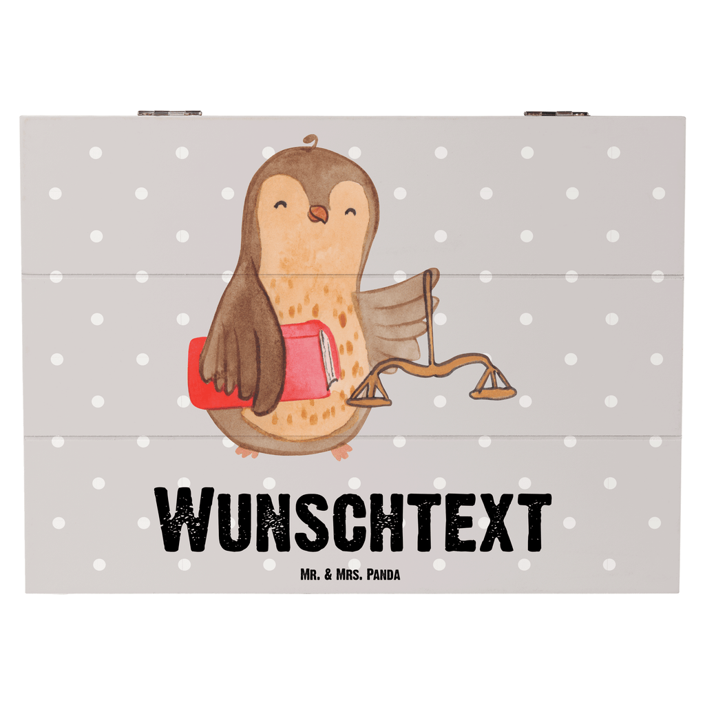 Personalisierte Holzkiste Jurist mit Herz Holzkiste mit Namen, Kiste mit Namen, Schatzkiste mit Namen, Truhe mit Namen, Schatulle mit Namen, Erinnerungsbox mit Namen, Erinnerungskiste, mit Namen, Dekokiste mit Namen, Aufbewahrungsbox mit Namen, Holzkiste Personalisiert, Kiste Personalisiert, Schatzkiste Personalisiert, Truhe Personalisiert, Schatulle Personalisiert, Erinnerungsbox Personalisiert, Erinnerungskiste Personalisiert, Dekokiste Personalisiert, Aufbewahrungsbox Personalisiert, Beruf, Ausbildung, Jubiläum, Abschied, Rente, Kollege, Kollegin, Geschenk, Schenken, Arbeitskollege, Mitarbeiter, Firma, Danke, Dankeschön, Jurist, Anwalt, Jura Studium, Master of laws, Staatsexamen, Jurastudent, Anwaltskanzlei