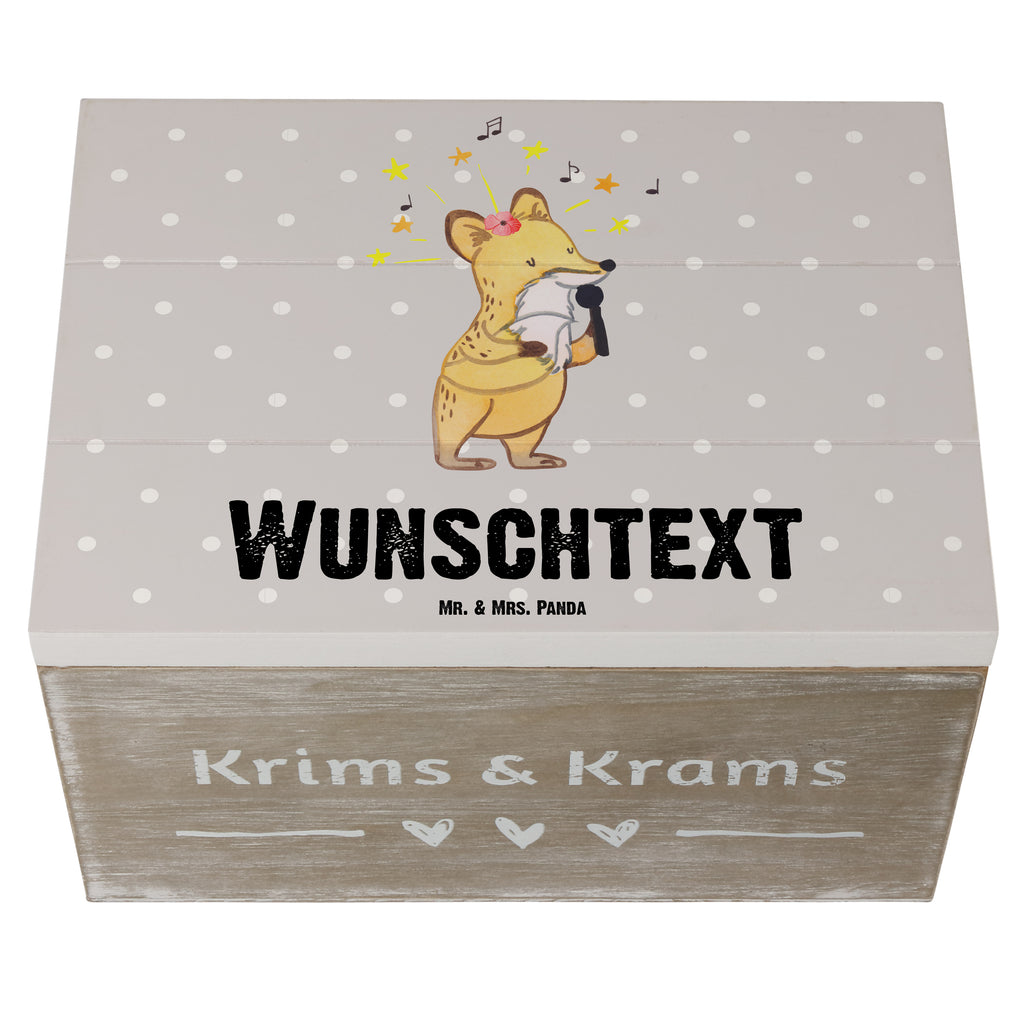 Personalisierte Holzkiste Sängerin mit Herz Holzkiste mit Namen, Kiste mit Namen, Schatzkiste mit Namen, Truhe mit Namen, Schatulle mit Namen, Erinnerungsbox mit Namen, Erinnerungskiste, mit Namen, Dekokiste mit Namen, Aufbewahrungsbox mit Namen, Holzkiste Personalisiert, Kiste Personalisiert, Schatzkiste Personalisiert, Truhe Personalisiert, Schatulle Personalisiert, Erinnerungsbox Personalisiert, Erinnerungskiste Personalisiert, Dekokiste Personalisiert, Aufbewahrungsbox Personalisiert, Beruf, Ausbildung, Jubiläum, Abschied, Rente, Kollege, Kollegin, Geschenk, Schenken, Arbeitskollege, Mitarbeiter, Firma, Danke, Dankeschön