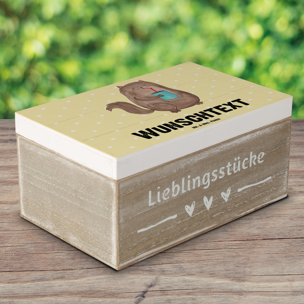 Personalisierte Holzkiste Katze Dose Holzkiste mit Namen, Kiste mit Namen, Schatzkiste mit Namen, Truhe mit Namen, Schatulle mit Namen, Erinnerungsbox mit Namen, Erinnerungskiste, mit Namen, Dekokiste mit Namen, Aufbewahrungsbox mit Namen, Holzkiste Personalisiert, Kiste Personalisiert, Schatzkiste Personalisiert, Truhe Personalisiert, Schatulle Personalisiert, Erinnerungsbox Personalisiert, Erinnerungskiste Personalisiert, Dekokiste Personalisiert, Aufbewahrungsbox Personalisiert, Katze, Katzenmotiv, Katzenfan, Katzendeko, Katzenfreund, Katzenliebhaber, Katzenprodukte, Katzenartikel, Katzenaccessoires, Katzensouvenirs, Katzenliebhaberprodukte, Katzenmotive, Katzen, Kater, Mietze, Cat, Cats, Katzenhalter, Katzenbesitzerin, Haustier, Futter, Katzenfutter
