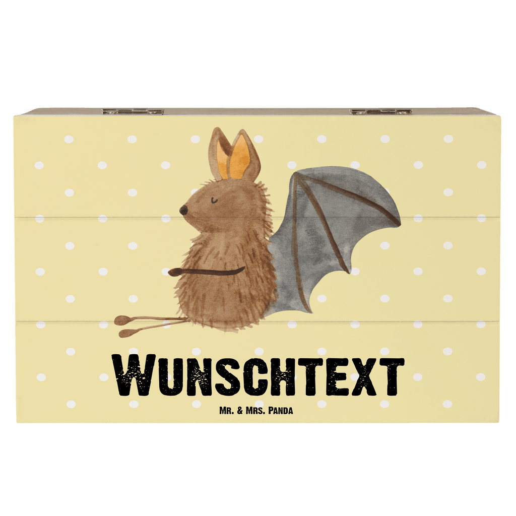 Personalisierte Holzkiste Fledermaus sitzend Holzkiste mit Namen, Kiste mit Namen, Schatzkiste mit Namen, Truhe mit Namen, Schatulle mit Namen, Erinnerungsbox mit Namen, Erinnerungskiste, mit Namen, Dekokiste mit Namen, Aufbewahrungsbox mit Namen, Holzkiste Personalisiert, Kiste Personalisiert, Schatzkiste Personalisiert, Truhe Personalisiert, Schatulle Personalisiert, Erinnerungsbox Personalisiert, Erinnerungskiste Personalisiert, Dekokiste Personalisiert, Aufbewahrungsbox Personalisiert, süße Tiermotive, gute Laune, lustige Sprüche, Tiere, Fledermaus, Fledermäuse, Motivation, entspannen