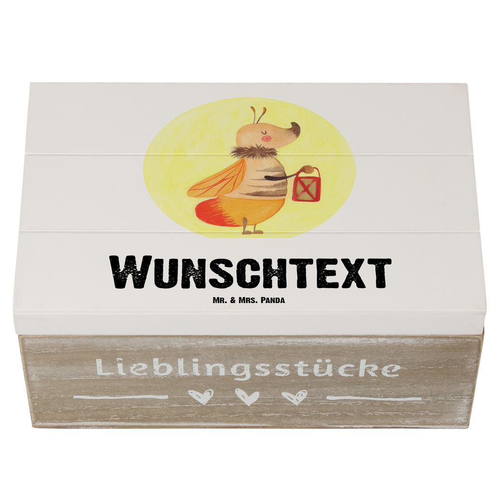 Personalisierte Holzkiste Glühwürmchen Holzkiste mit Namen, Kiste mit Namen, Schatzkiste mit Namen, Truhe mit Namen, Schatulle mit Namen, Erinnerungsbox mit Namen, Erinnerungskiste, mit Namen, Dekokiste mit Namen, Aufbewahrungsbox mit Namen, Holzkiste Personalisiert, Kiste Personalisiert, Schatzkiste Personalisiert, Truhe Personalisiert, Schatulle Personalisiert, Erinnerungsbox Personalisiert, Erinnerungskiste Personalisiert, Dekokiste Personalisiert, Aufbewahrungsbox Personalisiert, süße Tiermotive, gute Laune, lustige Sprüche, Tiere, Glühwürmchen, Glühwurm, Falter, Liebe, Leuchten, magisch, Liebesbeweis, Lieblingsmensch, Verlobung, Heiratsantrag, Jahrestag, Liebesspruch
