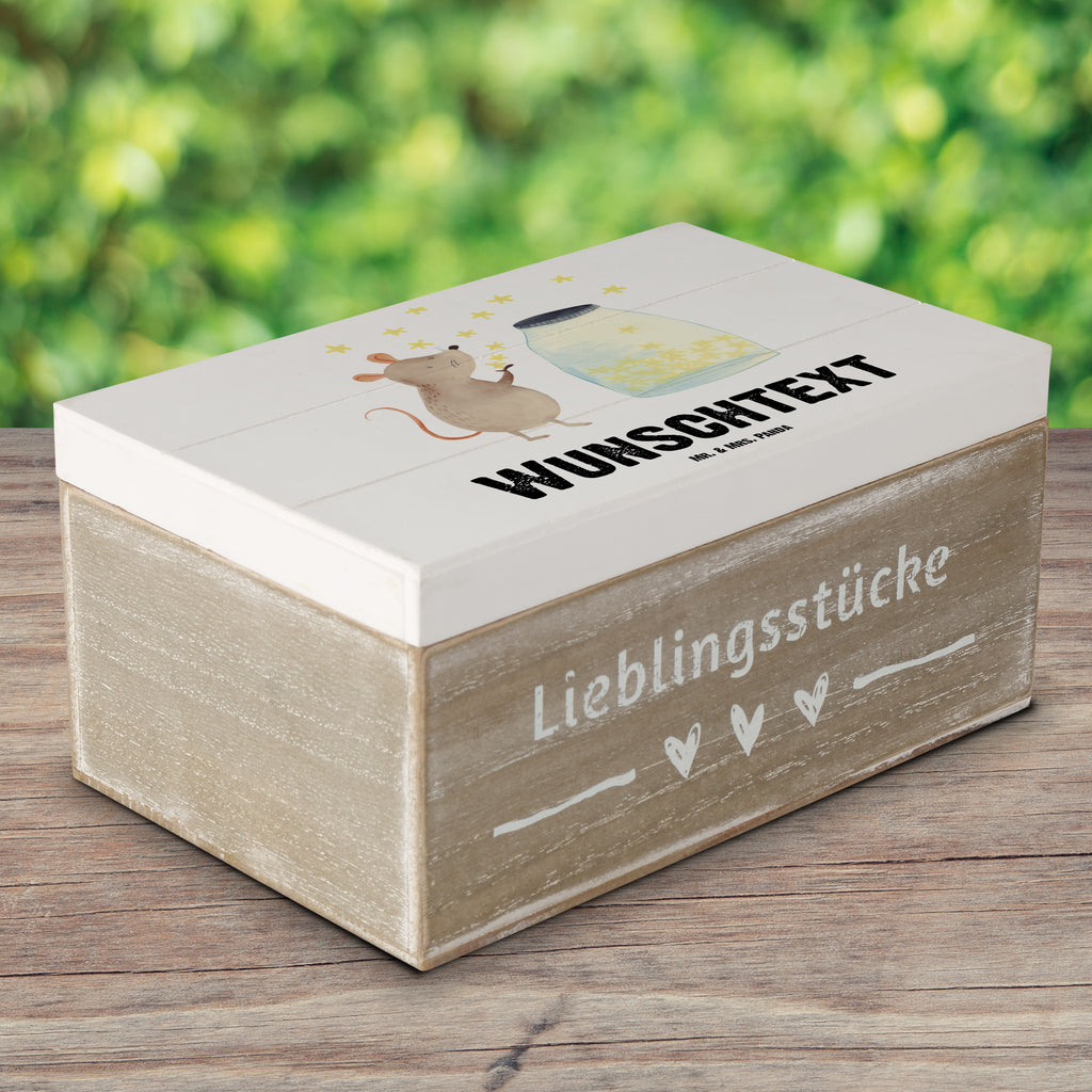 Personalisierte Holzkiste Maus Sterne Holzkiste mit Namen, Kiste mit Namen, Schatzkiste mit Namen, Truhe mit Namen, Schatulle mit Namen, Erinnerungsbox mit Namen, Erinnerungskiste, mit Namen, Dekokiste mit Namen, Aufbewahrungsbox mit Namen, Holzkiste Personalisiert, Kiste Personalisiert, Schatzkiste Personalisiert, Truhe Personalisiert, Schatulle Personalisiert, Erinnerungsbox Personalisiert, Erinnerungskiste Personalisiert, Dekokiste Personalisiert, Aufbewahrungsbox Personalisiert, süße Tiermotive, gute Laune, lustige Sprüche, Tiere, Maus, Sterne, Wunsch, Kind, Taufe, Taufgeschenk, Geburt, Schwangerschaft, erstes Kind, Kindergeburtstag, Geburtstag, Hoffnung, Träume