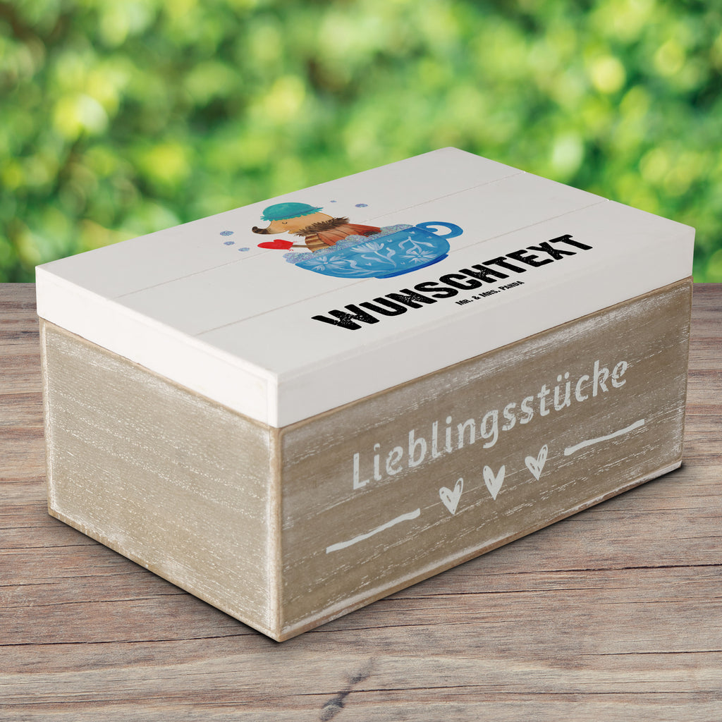 Personalisierte Holzkiste Nachtfalter Schaumbad Holzkiste mit Namen, Kiste mit Namen, Schatzkiste mit Namen, Truhe mit Namen, Schatulle mit Namen, Erinnerungsbox mit Namen, Erinnerungskiste, mit Namen, Dekokiste mit Namen, Aufbewahrungsbox mit Namen, Holzkiste Personalisiert, Kiste Personalisiert, Schatzkiste Personalisiert, Truhe Personalisiert, Schatulle Personalisiert, Erinnerungsbox Personalisiert, Erinnerungskiste Personalisiert, Dekokiste Personalisiert, Aufbewahrungsbox Personalisiert, Tiermotive, Gute Laune, lustige Sprüche, Tiere, Nachtfalter, Schaumbad, Badezimmer, Bad, WC, Badezimmerdeko, Baden, Tasse, Träumen, verträumt, Ziele, Zeitmanagement