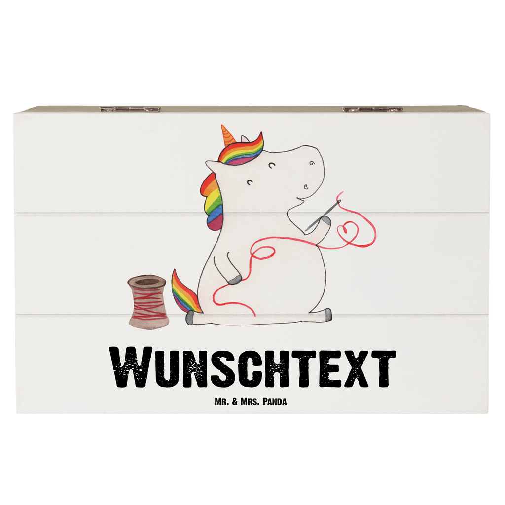Personalisierte Holzkiste Einhorn Näherin Holzkiste mit Namen, Kiste mit Namen, Schatzkiste mit Namen, Truhe mit Namen, Schatulle mit Namen, Erinnerungsbox mit Namen, Erinnerungskiste, mit Namen, Dekokiste mit Namen, Aufbewahrungsbox mit Namen, Holzkiste Personalisiert, Kiste Personalisiert, Schatzkiste Personalisiert, Truhe Personalisiert, Schatulle Personalisiert, Erinnerungsbox Personalisiert, Erinnerungskiste Personalisiert, Dekokiste Personalisiert, Aufbewahrungsbox Personalisiert, Einhorn, Einhörner, Einhorn Deko, Pegasus, Unicorn, Näherin, nähen, Mädchen, Freundin, Häkeln, Stricken, basteln, Nähzimmer