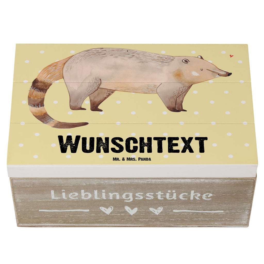 Personalisierte Holzkiste Nasenbär Holzkiste mit Namen, Kiste mit Namen, Schatzkiste mit Namen, Truhe mit Namen, Schatulle mit Namen, Erinnerungsbox mit Namen, Erinnerungskiste, mit Namen, Dekokiste mit Namen, Aufbewahrungsbox mit Namen, Holzkiste Personalisiert, Kiste Personalisiert, Schatzkiste Personalisiert, Truhe Personalisiert, Schatulle Personalisiert, Erinnerungsbox Personalisiert, Erinnerungskiste Personalisiert, Dekokiste Personalisiert, Aufbewahrungsbox Personalisiert, süße Tiermotive, gute Laune, lustige Sprüche, Tiere, Nasenbär, Nasenbären, Rüsselbär, Bär