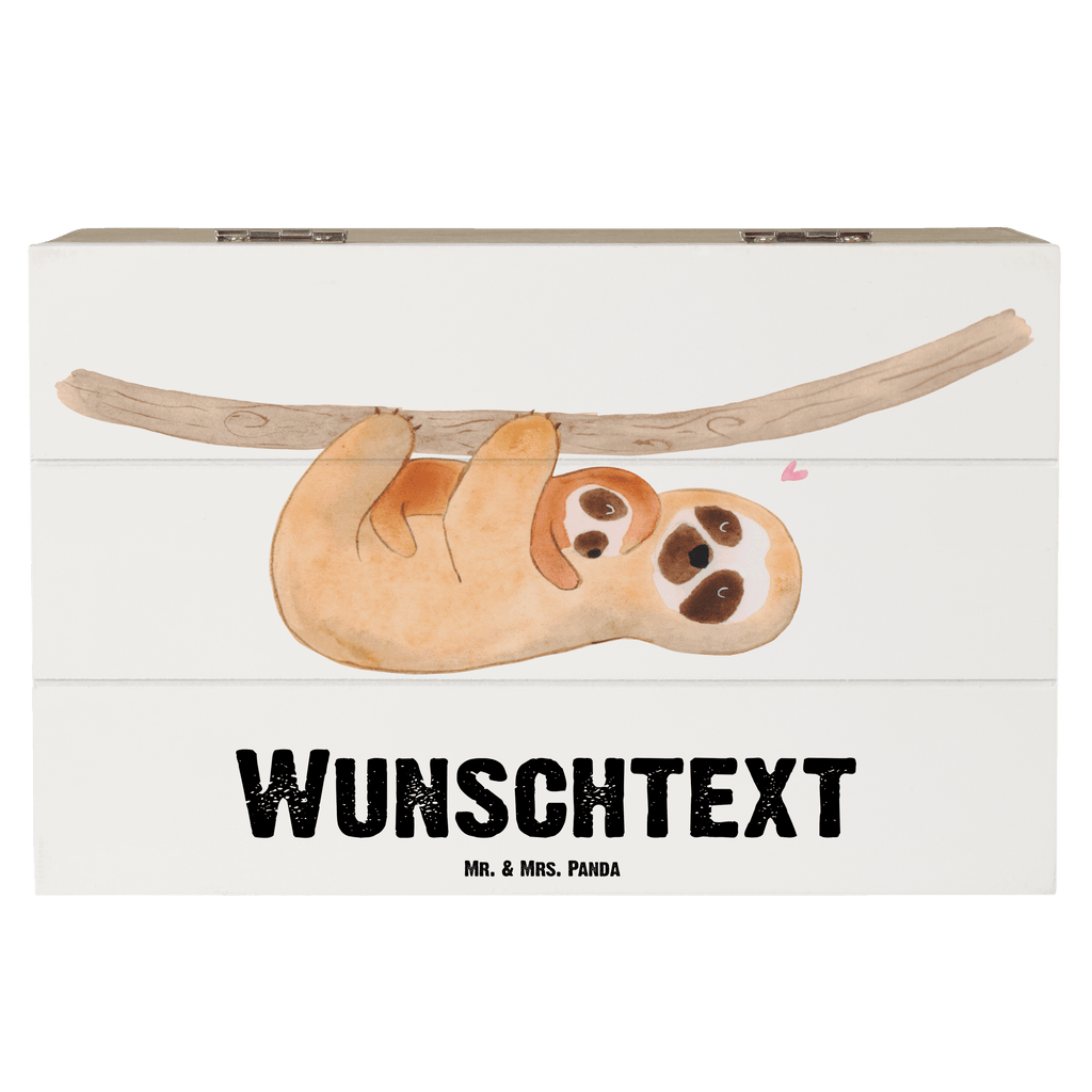 Personalisierte Holzkiste Faultier mit Kind Holzkiste mit Namen, Kiste mit Namen, Schatzkiste mit Namen, Truhe mit Namen, Schatulle mit Namen, Erinnerungsbox mit Namen, Erinnerungskiste, mit Namen, Dekokiste mit Namen, Aufbewahrungsbox mit Namen, Holzkiste Personalisiert, Kiste Personalisiert, Schatzkiste Personalisiert, Truhe Personalisiert, Schatulle Personalisiert, Erinnerungsbox Personalisiert, Erinnerungskiste Personalisiert, Dekokiste Personalisiert, Aufbewahrungsbox Personalisiert, Faultier, Faultier Geschenk, Faultier Deko, Kind, Baby, Liebe, Mutter, Mama, Geburt, Kinder, Faulheit, Spaß, Niedlichkeit