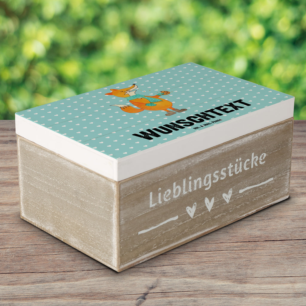 Personalisierte Holzkiste Fuchs Keks Holzkiste mit Namen, Kiste mit Namen, Schatzkiste mit Namen, Truhe mit Namen, Schatulle mit Namen, Erinnerungsbox mit Namen, Erinnerungskiste, mit Namen, Dekokiste mit Namen, Aufbewahrungsbox mit Namen, Holzkiste Personalisiert, Kiste Personalisiert, Schatzkiste Personalisiert, Truhe Personalisiert, Schatulle Personalisiert, Erinnerungsbox Personalisiert, Erinnerungskiste Personalisiert, Dekokiste Personalisiert, Aufbewahrungsbox Personalisiert, Fuchs, Füchse, Backen Spruch, Kekse, Winter, Weihnachtszeit, Plätzchen, Liebe, Küche Deko