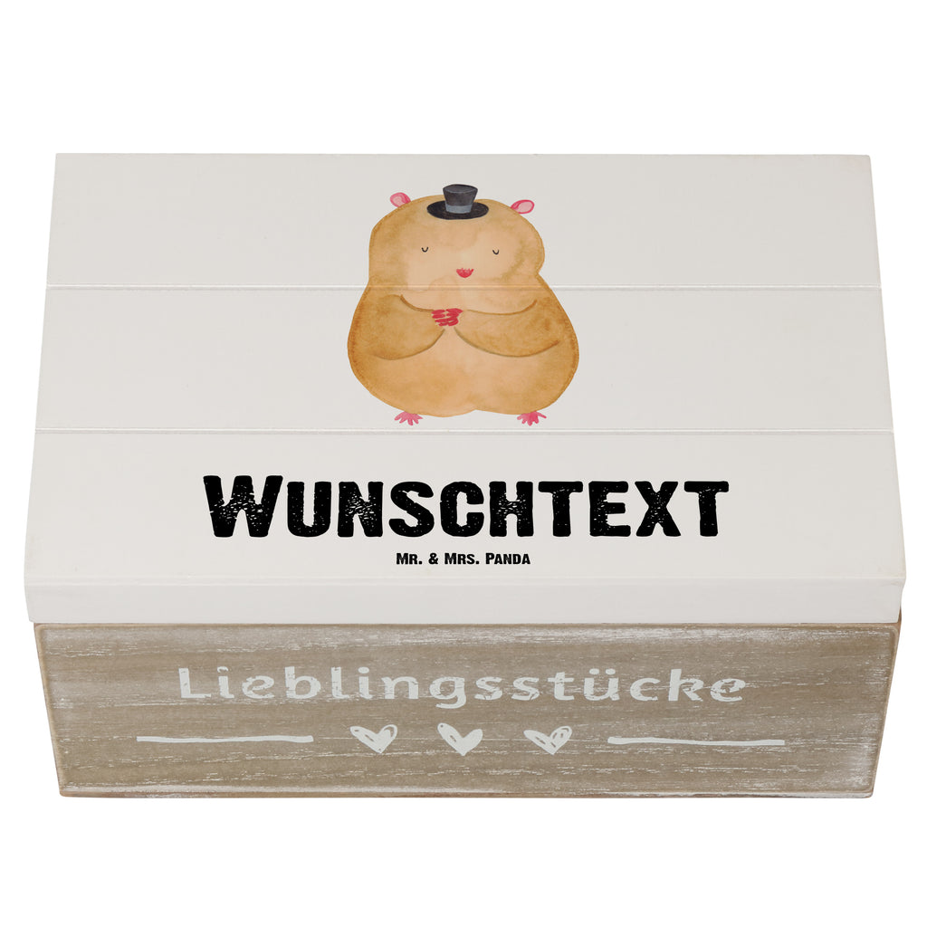 Personalisierte Holzkiste Hamster mit Hut Holzkiste mit Namen, Kiste mit Namen, Schatzkiste mit Namen, Truhe mit Namen, Schatulle mit Namen, Erinnerungsbox mit Namen, Erinnerungskiste, mit Namen, Dekokiste mit Namen, Aufbewahrungsbox mit Namen, Holzkiste Personalisiert, Kiste Personalisiert, Schatzkiste Personalisiert, Truhe Personalisiert, Schatulle Personalisiert, Erinnerungsbox Personalisiert, Erinnerungskiste Personalisiert, Dekokiste Personalisiert, Aufbewahrungsbox Personalisiert, süße Tiermotive, gute Laune, lustige Sprüche, Tiere, Hamster, Hut, Magier, Zylinder, Zwerghamster, Zauberer, Houdini