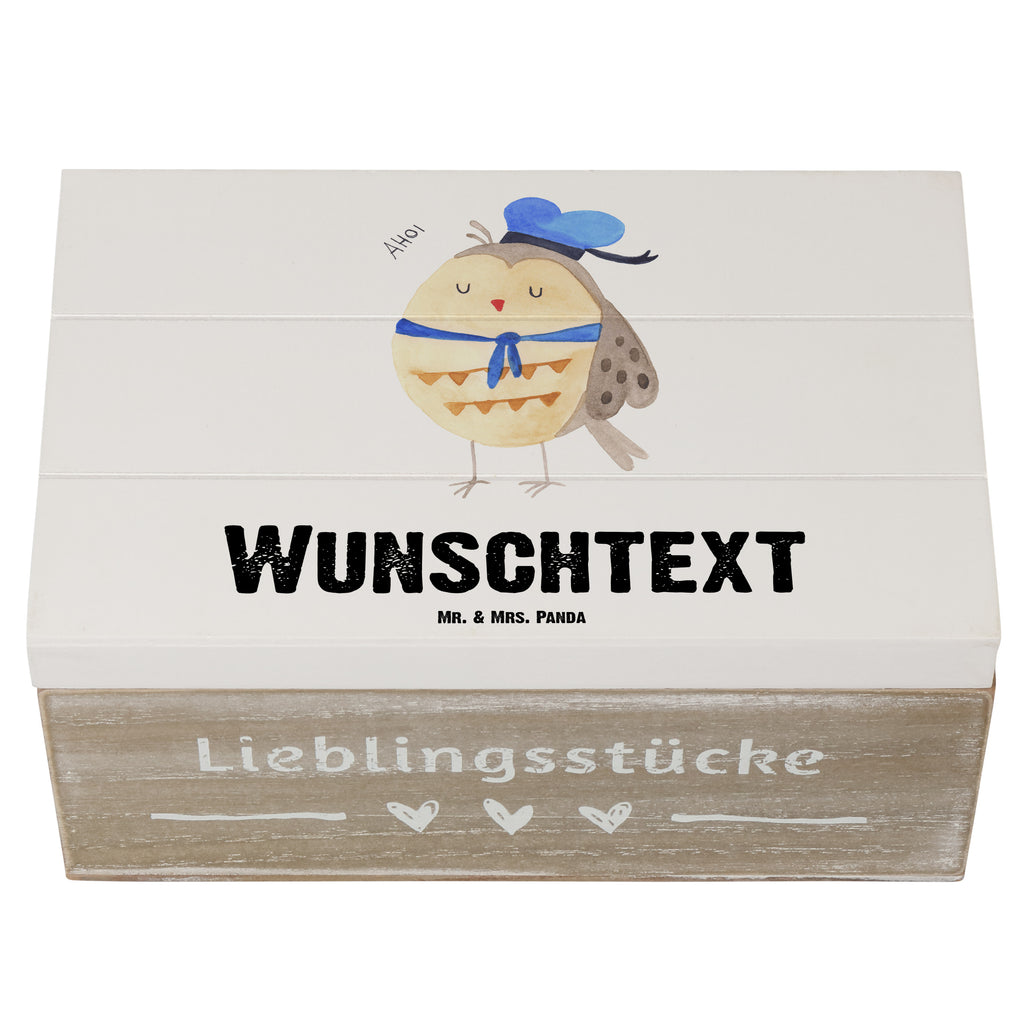 Personalisierte Holzkiste Eule Matrosen Holzkiste mit Namen, Kiste mit Namen, Schatzkiste mit Namen, Truhe mit Namen, Schatulle mit Namen, Erinnerungsbox mit Namen, Erinnerungskiste, mit Namen, Dekokiste mit Namen, Aufbewahrungsbox mit Namen, Holzkiste Personalisiert, Kiste Personalisiert, Schatzkiste Personalisiert, Truhe Personalisiert, Schatulle Personalisiert, Erinnerungsbox Personalisiert, Erinnerungskiste Personalisiert, Dekokiste Personalisiert, Aufbewahrungsbox Personalisiert, Eule, Eule Spruch, Eule Deko, Owl, Wortspiel lustig, Matrose, Freundin, Ehe, Seefahrer, Heimathafen, Hochzeitstag Geschenk