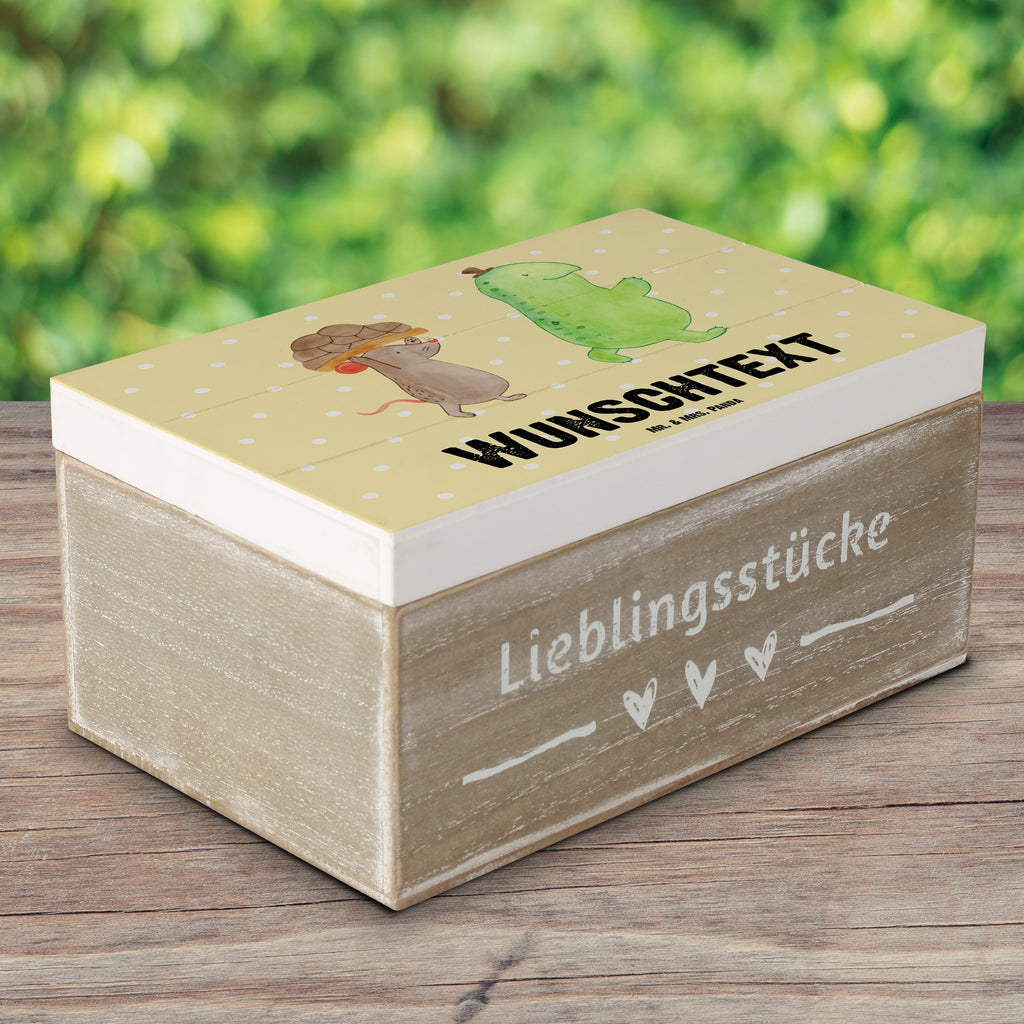 Personalisierte Holzkiste Schildkröte & Maus Holzkiste mit Namen, Kiste mit Namen, Schatzkiste mit Namen, Truhe mit Namen, Schatulle mit Namen, Erinnerungsbox mit Namen, Erinnerungskiste, mit Namen, Dekokiste mit Namen, Aufbewahrungsbox mit Namen, Holzkiste Personalisiert, Kiste Personalisiert, Schatzkiste Personalisiert, Truhe Personalisiert, Schatulle Personalisiert, Erinnerungsbox Personalisiert, Erinnerungskiste Personalisiert, Dekokiste Personalisiert, Aufbewahrungsbox Personalisiert, Schildkröte, Maus, Freunde, Freundinnen, beste Freunde, beste Freundinnen