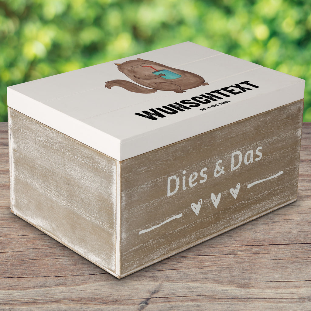 Personalisierte Holzkiste Katze Dose Holzkiste mit Namen, Kiste mit Namen, Schatzkiste mit Namen, Truhe mit Namen, Schatulle mit Namen, Erinnerungsbox mit Namen, Erinnerungskiste, mit Namen, Dekokiste mit Namen, Aufbewahrungsbox mit Namen, Holzkiste Personalisiert, Kiste Personalisiert, Schatzkiste Personalisiert, Truhe Personalisiert, Schatulle Personalisiert, Erinnerungsbox Personalisiert, Erinnerungskiste Personalisiert, Dekokiste Personalisiert, Aufbewahrungsbox Personalisiert, Katze, Katzenmotiv, Katzenfan, Katzendeko, Katzenfreund, Katzenliebhaber, Katzenprodukte, Katzenartikel, Katzenaccessoires, Katzensouvenirs, Katzenliebhaberprodukte, Katzenmotive, Katzen, Kater, Mietze, Cat, Cats, Katzenhalter, Katzenbesitzerin, Haustier, Futter, Katzenfutter