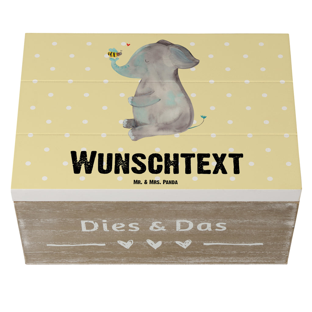 Personalisierte Holzkiste Elefant & Biene Holzkiste mit Namen, Kiste mit Namen, Schatzkiste mit Namen, Truhe mit Namen, Schatulle mit Namen, Erinnerungsbox mit Namen, Erinnerungskiste, mit Namen, Dekokiste mit Namen, Aufbewahrungsbox mit Namen, Holzkiste Personalisiert, Kiste Personalisiert, Schatzkiste Personalisiert, Truhe Personalisiert, Schatulle Personalisiert, Erinnerungsbox Personalisiert, Erinnerungskiste Personalisiert, Dekokiste Personalisiert, Aufbewahrungsbox Personalisiert, süße Tiermotive, gute Laune, lustige Sprüche, Tiere, Elefant, Biene, Liebe, Liebesbeweis, Jahrestag, Liebesgeschenk, Heiratsantrag, Hochzeitsgeschenk, Liebesspruch