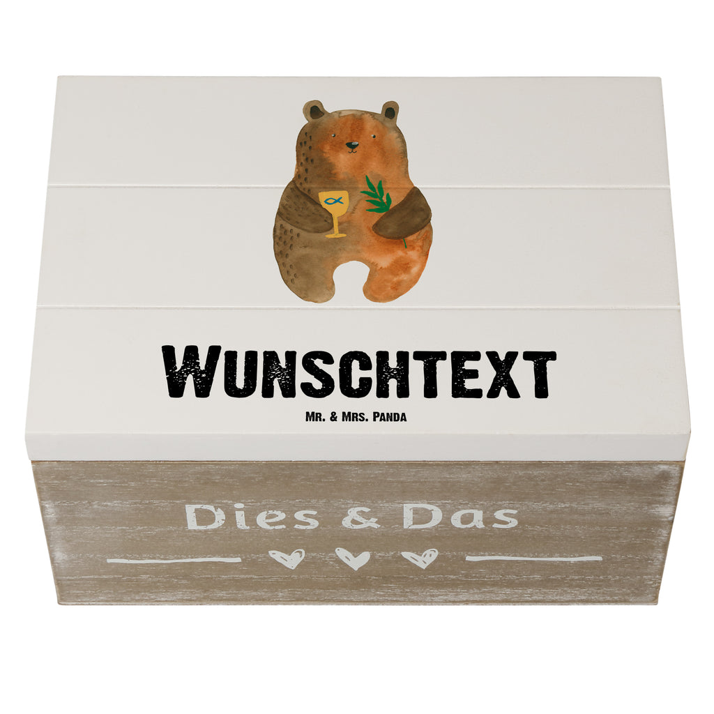Personalisierte Holzkiste Konfirmation-Bär Holzkiste mit Namen, Kiste mit Namen, Schatzkiste mit Namen, Truhe mit Namen, Schatulle mit Namen, Erinnerungsbox mit Namen, Erinnerungskiste, mit Namen, Dekokiste mit Namen, Aufbewahrungsbox mit Namen, Holzkiste Personalisiert, Kiste Personalisiert, Schatzkiste Personalisiert, Truhe Personalisiert, Schatulle Personalisiert, Erinnerungsbox Personalisiert, Erinnerungskiste Personalisiert, Dekokiste Personalisiert, Aufbewahrungsbox Personalisiert, Bär, Teddy, Teddybär, Konfirmation, Kirche, evangelisch, Gottesdienst