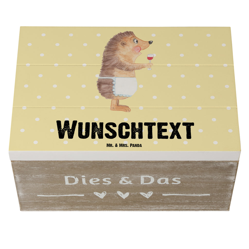 Personalisierte Holzkiste Igel mit Wein Holzkiste mit Namen, Kiste mit Namen, Schatzkiste mit Namen, Truhe mit Namen, Schatulle mit Namen, Erinnerungsbox mit Namen, Erinnerungskiste, mit Namen, Dekokiste mit Namen, Aufbewahrungsbox mit Namen, Holzkiste Personalisiert, Kiste Personalisiert, Schatzkiste Personalisiert, Truhe Personalisiert, Schatulle Personalisiert, Erinnerungsbox Personalisiert, Erinnerungskiste Personalisiert, Dekokiste Personalisiert, Aufbewahrungsbox Personalisiert, süße Tiermotive, gute Laune, lustige Sprüche, Tiere, Wein Spruch, Igel, Geschenk Weintrinker, Geschenk Weinliebhaber, Wein Deko, Weinglas, Rotwein, Weißwein, Wein trinken