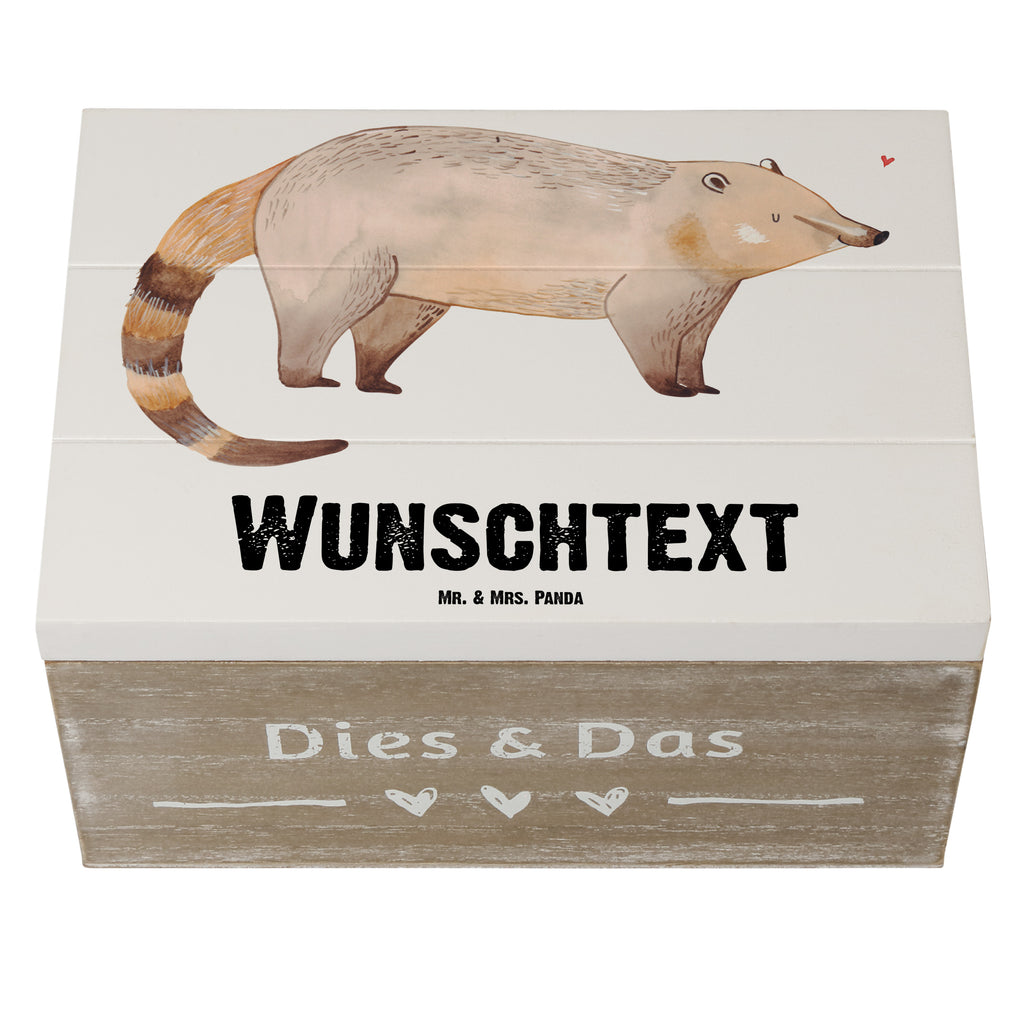 Personalisierte Holzkiste Nasenbär Holzkiste mit Namen, Kiste mit Namen, Schatzkiste mit Namen, Truhe mit Namen, Schatulle mit Namen, Erinnerungsbox mit Namen, Erinnerungskiste, mit Namen, Dekokiste mit Namen, Aufbewahrungsbox mit Namen, Holzkiste Personalisiert, Kiste Personalisiert, Schatzkiste Personalisiert, Truhe Personalisiert, Schatulle Personalisiert, Erinnerungsbox Personalisiert, Erinnerungskiste Personalisiert, Dekokiste Personalisiert, Aufbewahrungsbox Personalisiert, süße Tiermotive, gute Laune, lustige Sprüche, Tiere, Nasenbär, Nasenbären, Rüsselbär, Bär