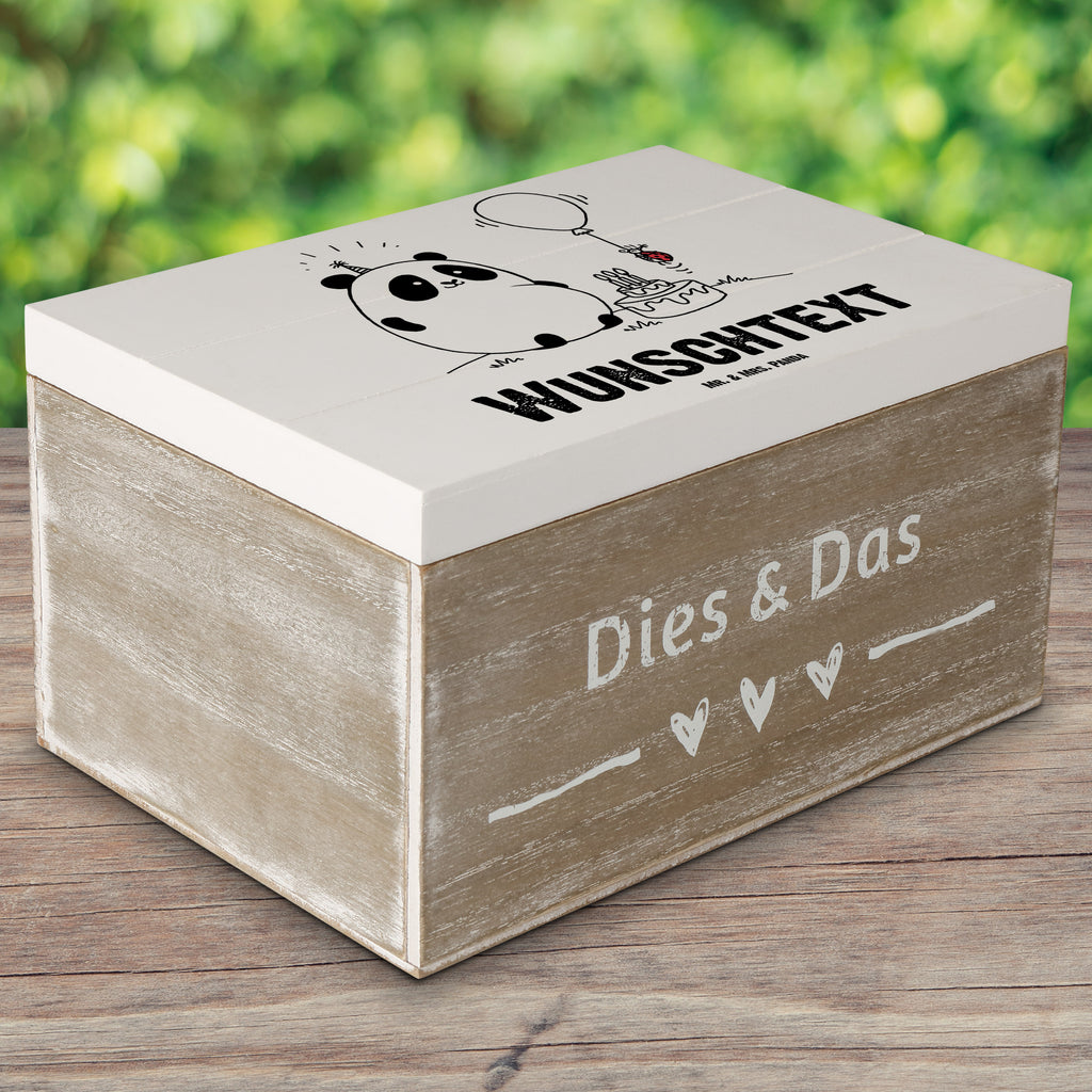 Personalisierte Holzkiste Easy & Peasy Happy Birthday  Holzkiste mit Namen, Kiste mit Namen, Schatzkiste mit Namen, Truhe mit Namen, Schatulle mit Namen, Erinnerungsbox mit Namen, Erinnerungskiste, mit Namen, Dekokiste mit Namen, Aufbewahrungsbox mit Namen, Holzkiste Personalisiert, Kiste Personalisiert, Schatzkiste Personalisiert, Truhe Personalisiert, Schatulle Personalisiert, Erinnerungsbox Personalisiert, Erinnerungskiste Personalisiert, Dekokiste Personalisiert, Aufbewahrungsbox Personalisiert  