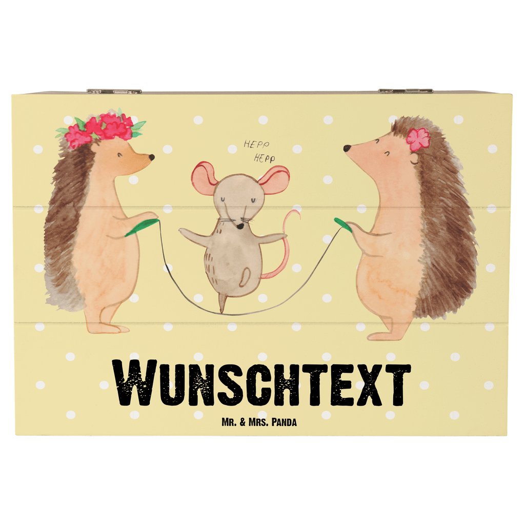 Personalisierte Holzkiste Igel Seilhüpfen Holzkiste mit Namen, Kiste mit Namen, Schatzkiste mit Namen, Truhe mit Namen, Schatulle mit Namen, Erinnerungsbox mit Namen, Erinnerungskiste, mit Namen, Dekokiste mit Namen, Aufbewahrungsbox mit Namen, Holzkiste Personalisiert, Kiste Personalisiert, Schatzkiste Personalisiert, Truhe Personalisiert, Schatulle Personalisiert, Erinnerungsbox Personalisiert, Erinnerungskiste Personalisiert, Dekokiste Personalisiert, Aufbewahrungsbox Personalisiert, süße Tiermotive, gute Laune, lustige Sprüche, Tiere, Igel, Maus, Seilspringen, Seilhüpfen, Kinder, Kindergarten