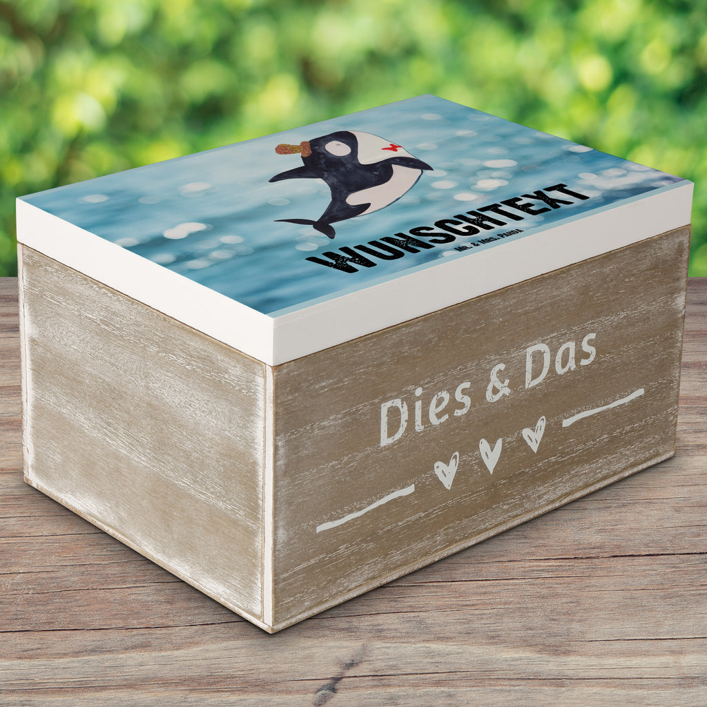 Personalisierte Holzkiste Orca Zylinder Holzkiste mit Namen, Kiste mit Namen, Schatzkiste mit Namen, Truhe mit Namen, Schatulle mit Namen, Erinnerungsbox mit Namen, Erinnerungskiste, mit Namen, Dekokiste mit Namen, Aufbewahrungsbox mit Namen, Holzkiste Personalisiert, Kiste Personalisiert, Schatzkiste Personalisiert, Truhe Personalisiert, Schatulle Personalisiert, Erinnerungsbox Personalisiert, Erinnerungskiste Personalisiert, Dekokiste Personalisiert, Aufbewahrungsbox Personalisiert, Meerestiere, Meer, Urlaub, Narwal, Glitter, Konfetti, Glitzer, Geburtstag, Feier, Fete, Fest, Glückwunsch, Orca