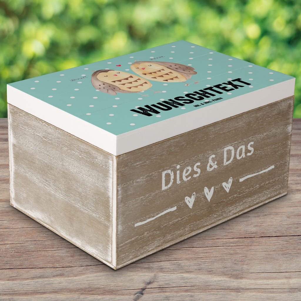 Personalisierte Holzkiste Eule Liebe Holzkiste mit Namen, Kiste mit Namen, Schatzkiste mit Namen, Truhe mit Namen, Schatulle mit Namen, Erinnerungsbox mit Namen, Erinnerungskiste, mit Namen, Dekokiste mit Namen, Aufbewahrungsbox mit Namen, Holzkiste Personalisiert, Kiste Personalisiert, Schatzkiste Personalisiert, Truhe Personalisiert, Schatulle Personalisiert, Erinnerungsbox Personalisiert, Erinnerungskiste Personalisiert, Dekokiste Personalisiert, Aufbewahrungsbox Personalisiert, Eule, Eule Deko, Liebe, Hochzeit Spruch, Owl, All you need is love, Liebe Spruch, Freundin Geschenk, Freund, Wortspiel lustig