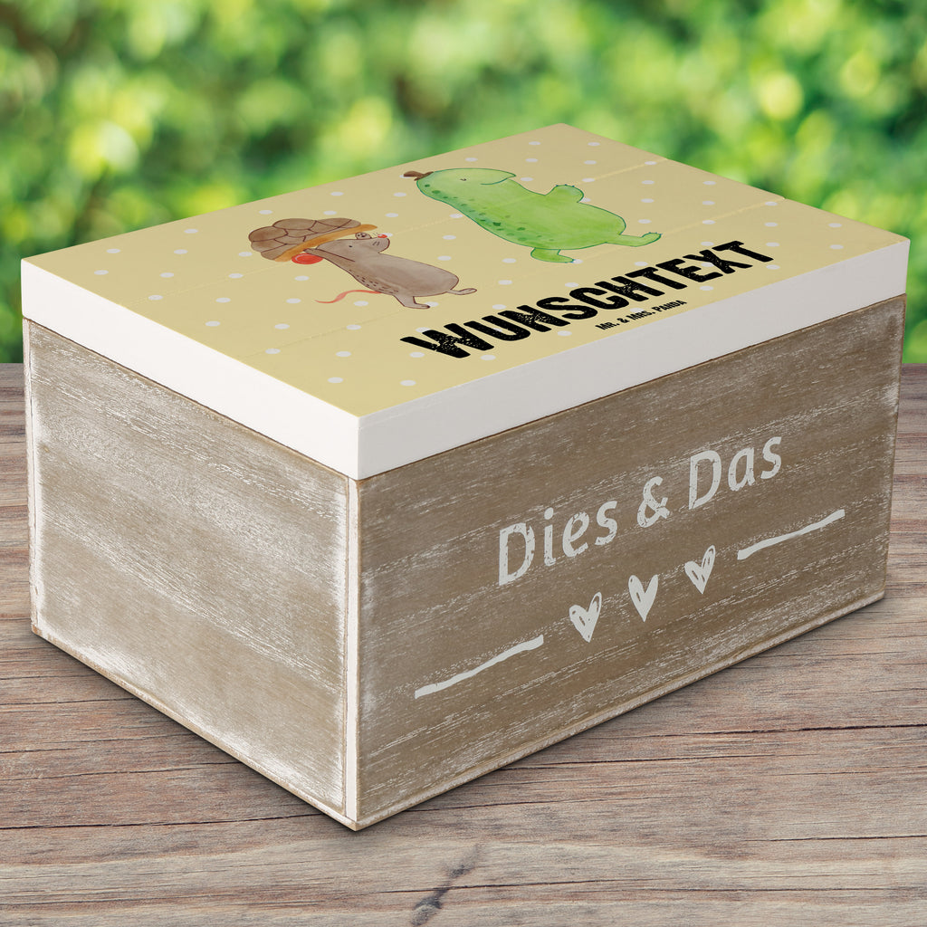 Personalisierte Holzkiste Schildkröte & Maus Holzkiste mit Namen, Kiste mit Namen, Schatzkiste mit Namen, Truhe mit Namen, Schatulle mit Namen, Erinnerungsbox mit Namen, Erinnerungskiste, mit Namen, Dekokiste mit Namen, Aufbewahrungsbox mit Namen, Holzkiste Personalisiert, Kiste Personalisiert, Schatzkiste Personalisiert, Truhe Personalisiert, Schatulle Personalisiert, Erinnerungsbox Personalisiert, Erinnerungskiste Personalisiert, Dekokiste Personalisiert, Aufbewahrungsbox Personalisiert, Schildkröte, Maus, Freunde, Freundinnen, beste Freunde, beste Freundinnen