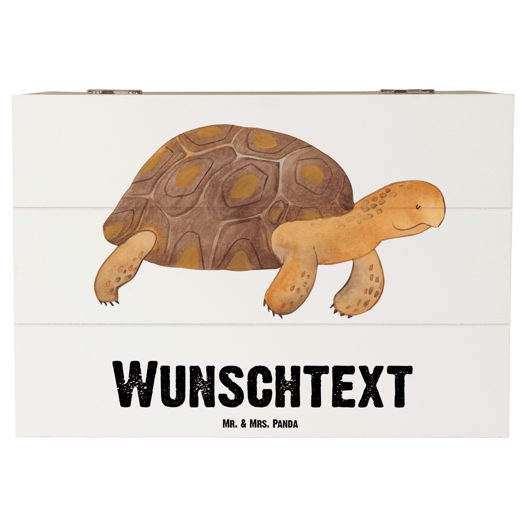 Personalisierte Holzkiste Schildkröte marschiert Holzkiste mit Namen, Kiste mit Namen, Schatzkiste mit Namen, Truhe mit Namen, Schatulle mit Namen, Erinnerungsbox mit Namen, Erinnerungskiste, mit Namen, Dekokiste mit Namen, Aufbewahrungsbox mit Namen, Holzkiste Personalisiert, Kiste Personalisiert, Schatzkiste Personalisiert, Truhe Personalisiert, Schatulle Personalisiert, Erinnerungsbox Personalisiert, Erinnerungskiste Personalisiert, Dekokiste Personalisiert, Aufbewahrungsbox Personalisiert, Meerestiere, Meer, Urlaub, Schildkröte, Schildkröten, get lost, Abenteuer, Reiselust, Inspiration, Neustart, Motivation, Lieblingsmensch
