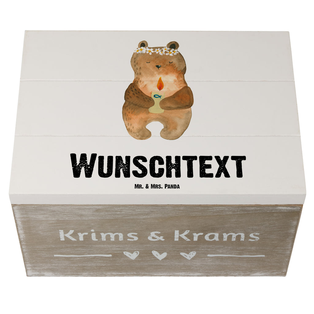 Personalisierte Holzkiste Kommunion-Bär Holzkiste mit Namen, Kiste mit Namen, Schatzkiste mit Namen, Truhe mit Namen, Schatulle mit Namen, Erinnerungsbox mit Namen, Erinnerungskiste, mit Namen, Dekokiste mit Namen, Aufbewahrungsbox mit Namen, Holzkiste Personalisiert, Kiste Personalisiert, Schatzkiste Personalisiert, Truhe Personalisiert, Schatulle Personalisiert, Erinnerungsbox Personalisiert, Erinnerungskiste Personalisiert, Dekokiste Personalisiert, Aufbewahrungsbox Personalisiert, Bär, Teddy, Teddybär, Kommunion, Gottes Segen, Taufkerze, katholisch