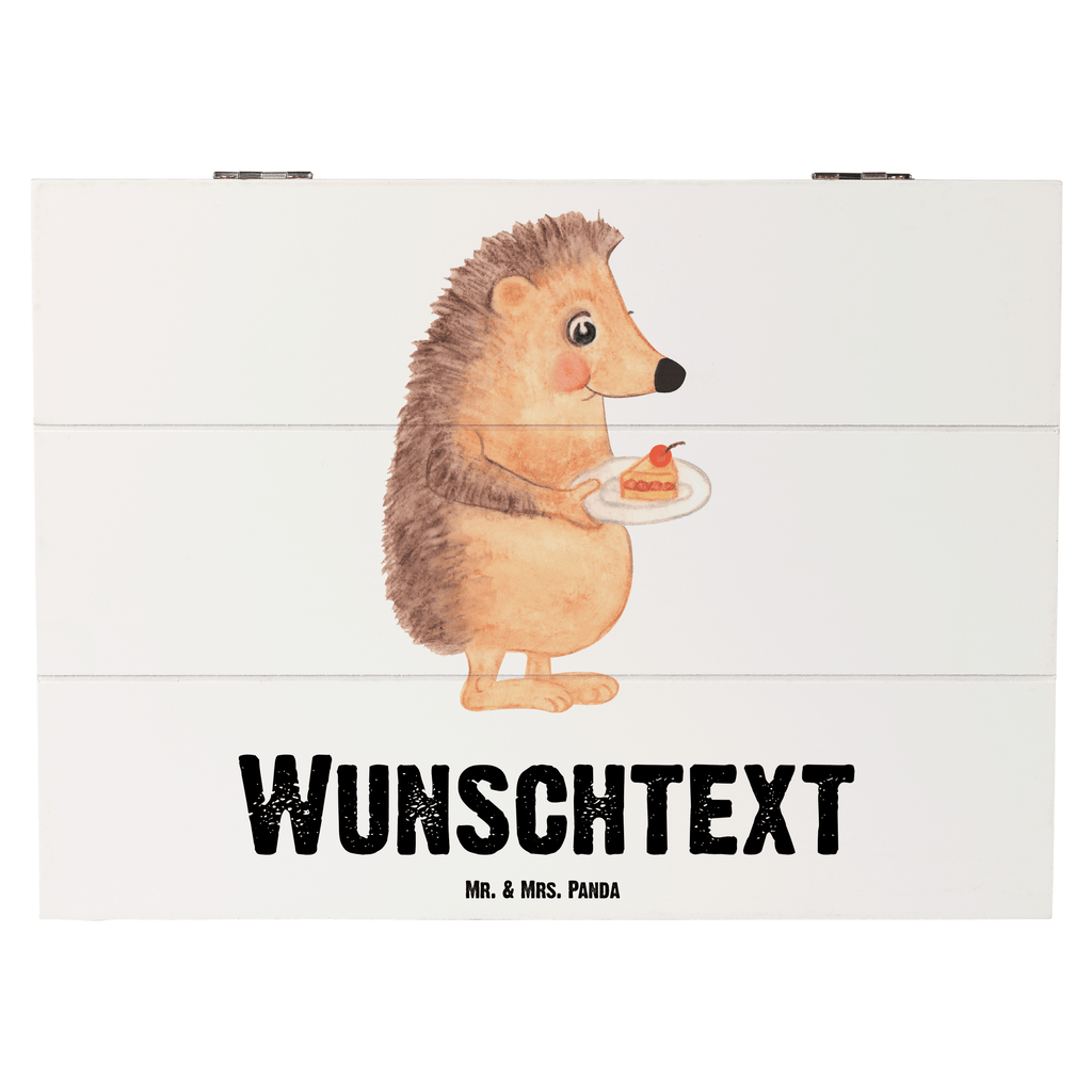 Personalisierte Holzkiste Igel mit Kuchenstück Holzkiste mit Namen, Kiste mit Namen, Schatzkiste mit Namen, Truhe mit Namen, Schatulle mit Namen, Erinnerungsbox mit Namen, Erinnerungskiste, mit Namen, Dekokiste mit Namen, Aufbewahrungsbox mit Namen, Holzkiste Personalisiert, Kiste Personalisiert, Schatzkiste Personalisiert, Truhe Personalisiert, Schatulle Personalisiert, Erinnerungsbox Personalisiert, Erinnerungskiste Personalisiert, Dekokiste Personalisiert, Aufbewahrungsbox Personalisiert, süße Tiermotive, gute Laune, lustige Sprüche, Tiere, Igel, Essen Spruch, Kuchen, Backen Geschenk, Kuchen backen, Einladung Party, Geburtstagskuchen, Torte