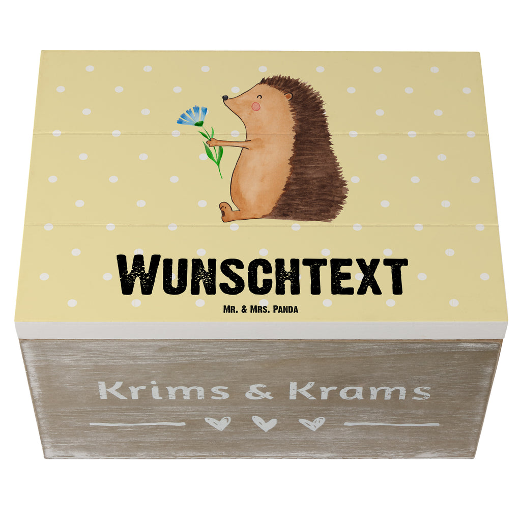 Personalisierte Holzkiste Igel mit Blume Holzkiste mit Namen, Kiste mit Namen, Schatzkiste mit Namen, Truhe mit Namen, Schatulle mit Namen, Erinnerungsbox mit Namen, Erinnerungskiste, mit Namen, Dekokiste mit Namen, Aufbewahrungsbox mit Namen, Holzkiste Personalisiert, Kiste Personalisiert, Schatzkiste Personalisiert, Truhe Personalisiert, Schatulle Personalisiert, Erinnerungsbox Personalisiert, Erinnerungskiste Personalisiert, Dekokiste Personalisiert, Aufbewahrungsbox Personalisiert, süße Tiermotive, gute Laune, lustige Sprüche, Tiere, Igel, Gute Besserung, Genesungswünsche, Krankheit, Krankenhaus, krank, Besuch