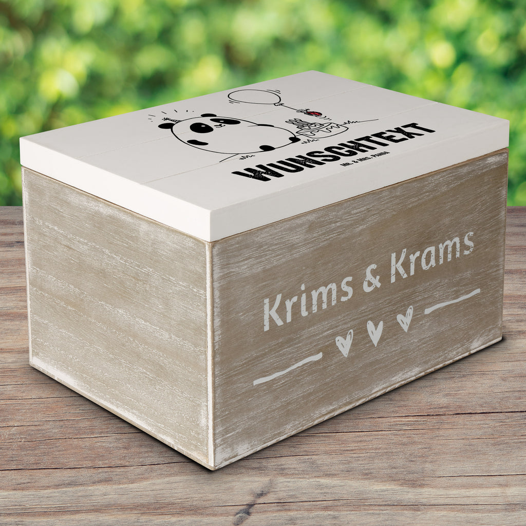 Personalisierte Holzkiste Easy & Peasy Happy Birthday  Holzkiste mit Namen, Kiste mit Namen, Schatzkiste mit Namen, Truhe mit Namen, Schatulle mit Namen, Erinnerungsbox mit Namen, Erinnerungskiste, mit Namen, Dekokiste mit Namen, Aufbewahrungsbox mit Namen, Holzkiste Personalisiert, Kiste Personalisiert, Schatzkiste Personalisiert, Truhe Personalisiert, Schatulle Personalisiert, Erinnerungsbox Personalisiert, Erinnerungskiste Personalisiert, Dekokiste Personalisiert, Aufbewahrungsbox Personalisiert  