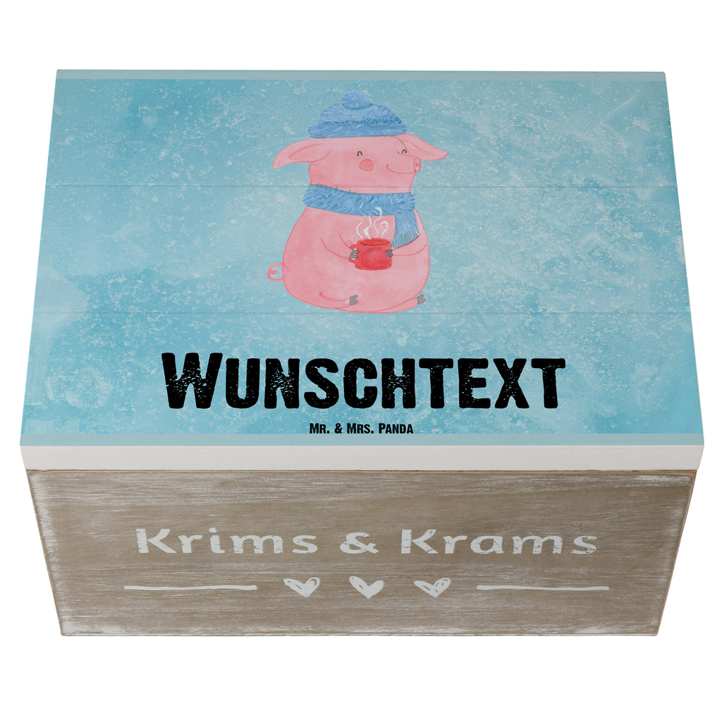 Personalisierte Holzkiste Lallelndes Glühschwein Holzkiste mit Namen, Kiste mit Namen, Schatzkiste mit Namen, Truhe mit Namen, Schatulle mit Namen, Erinnerungsbox mit Namen, Erinnerungskiste, mit Namen, Dekokiste mit Namen, Aufbewahrungsbox mit Namen, Holzkiste Personalisiert, Kiste Personalisiert, Schatzkiste Personalisiert, Truhe Personalisiert, Schatulle Personalisiert, Erinnerungsbox Personalisiert, Erinnerungskiste Personalisiert, Dekokiste Personalisiert, Aufbewahrungsbox Personalisiert, Winter, Weihnachten, Weihnachtsdeko, Nikolaus, Advent, Heiligabend, Wintermotiv, Glühwein, Betrunken, Weihnachtsmarkt, Spruch