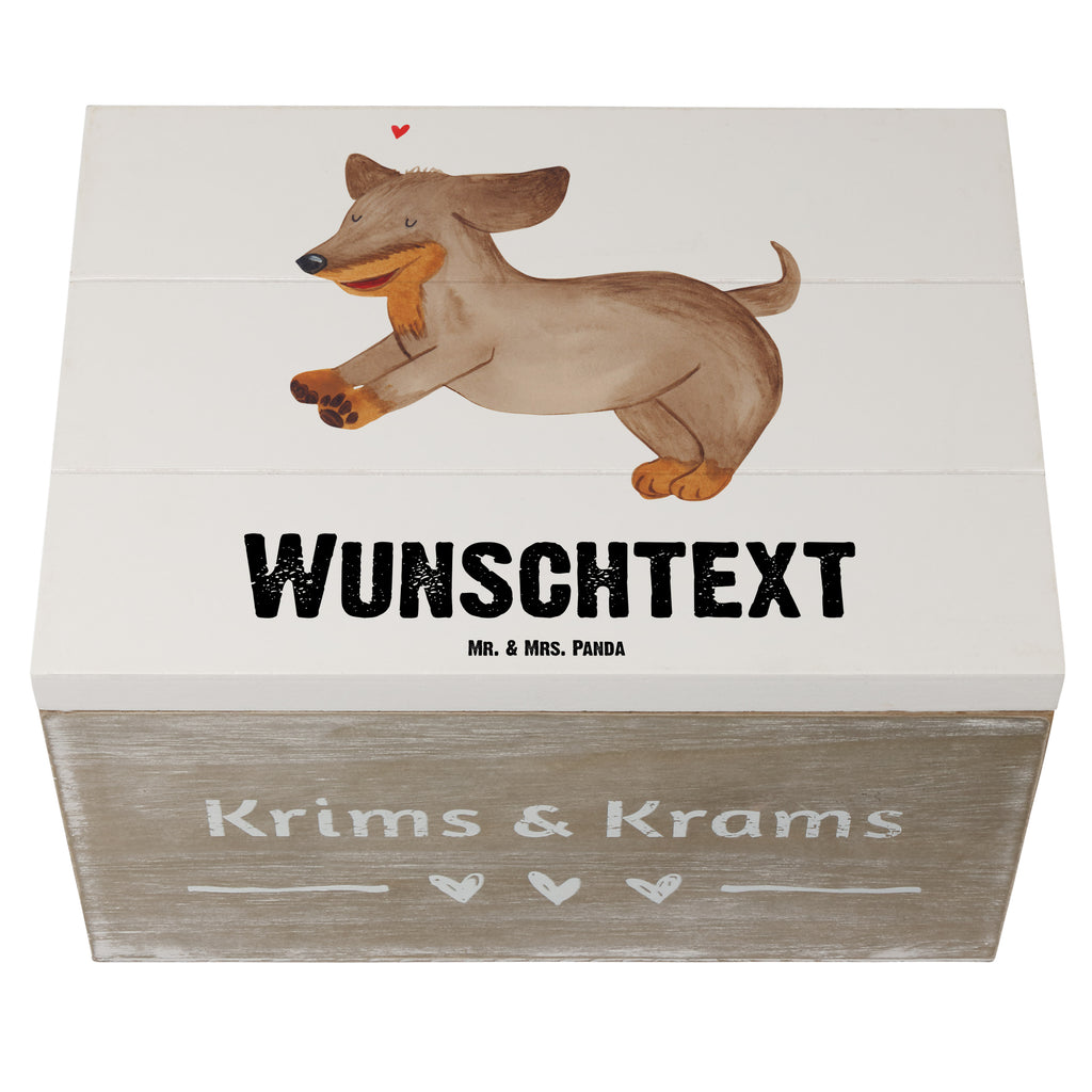 Personalisierte Holzkiste Hund Dackel fröhlich Holzkiste mit Namen, Kiste mit Namen, Schatzkiste mit Namen, Truhe mit Namen, Schatulle mit Namen, Erinnerungsbox mit Namen, Erinnerungskiste, mit Namen, Dekokiste mit Namen, Aufbewahrungsbox mit Namen, Holzkiste Personalisiert, Kiste Personalisiert, Schatzkiste Personalisiert, Truhe Personalisiert, Schatulle Personalisiert, Erinnerungsbox Personalisiert, Erinnerungskiste Personalisiert, Dekokiste Personalisiert, Aufbewahrungsbox Personalisiert, Hund, Hundemotiv, Haustier, Hunderasse, Tierliebhaber, Hundebesitzer, Sprüche, Hunde, Dackel, Dachshund, happy dog