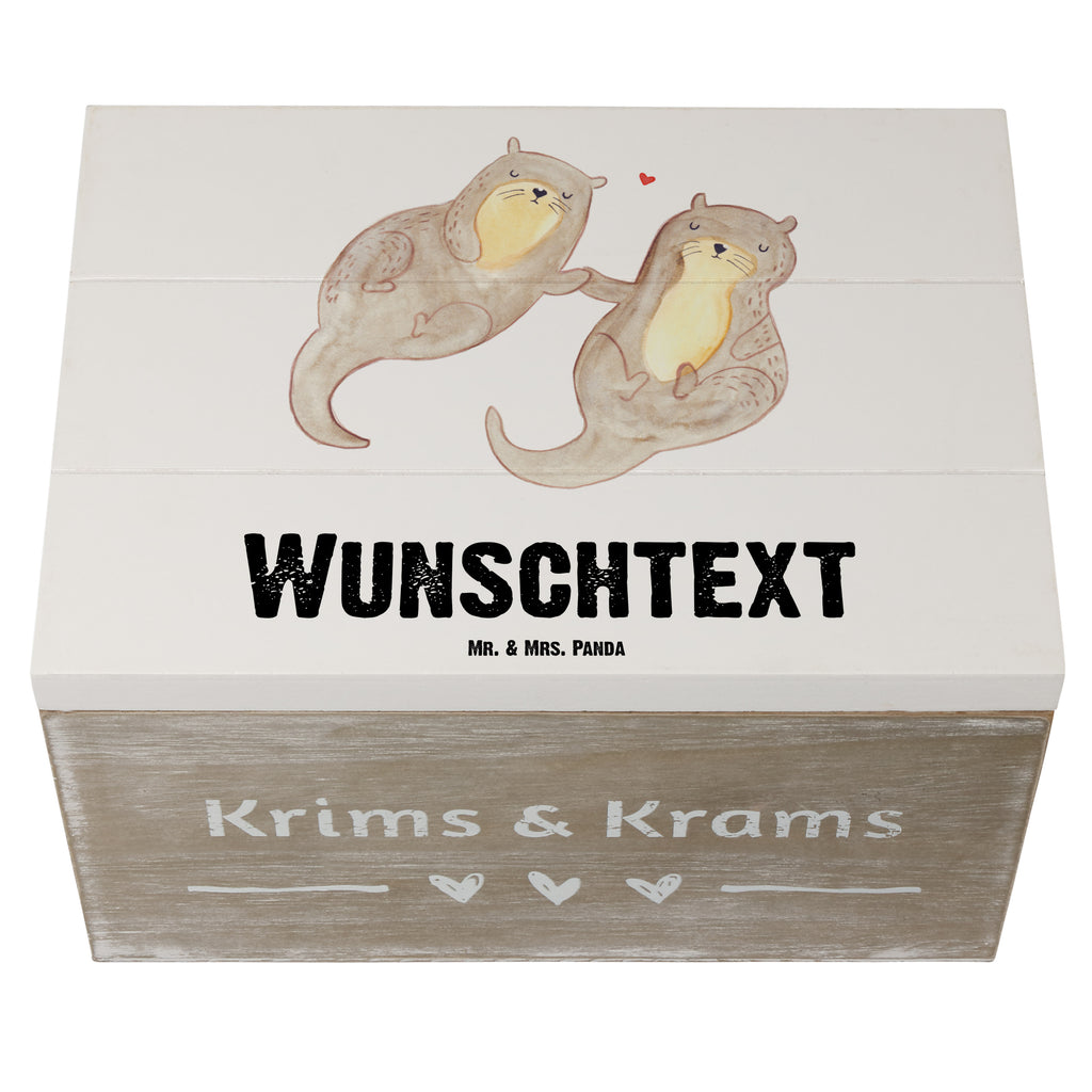 Personalisierte Holzkiste Otter händchenhaltend Holzkiste mit Namen, Kiste mit Namen, Schatzkiste mit Namen, Truhe mit Namen, Schatulle mit Namen, Erinnerungsbox mit Namen, Erinnerungskiste, mit Namen, Dekokiste mit Namen, Aufbewahrungsbox mit Namen, Holzkiste Personalisiert, Kiste Personalisiert, Schatzkiste Personalisiert, Truhe Personalisiert, Schatulle Personalisiert, Erinnerungsbox Personalisiert, Erinnerungskiste Personalisiert, Dekokiste Personalisiert, Aufbewahrungsbox Personalisiert, Otter, Fischotter, Seeotter, Otter Seeotter See Otter