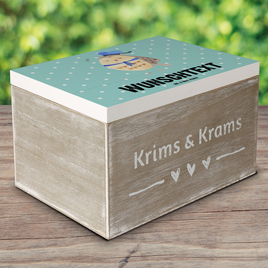 Personalisierte Holzkiste Eule Matrosen Holzkiste mit Namen, Kiste mit Namen, Schatzkiste mit Namen, Truhe mit Namen, Schatulle mit Namen, Erinnerungsbox mit Namen, Erinnerungskiste, mit Namen, Dekokiste mit Namen, Aufbewahrungsbox mit Namen, Holzkiste Personalisiert, Kiste Personalisiert, Schatzkiste Personalisiert, Truhe Personalisiert, Schatulle Personalisiert, Erinnerungsbox Personalisiert, Erinnerungskiste Personalisiert, Dekokiste Personalisiert, Aufbewahrungsbox Personalisiert, Eule, Eule Spruch, Eule Deko, Owl, Wortspiel lustig, Matrose, Freundin, Ehe, Seefahrer, Heimathafen, Hochzeitstag Geschenk