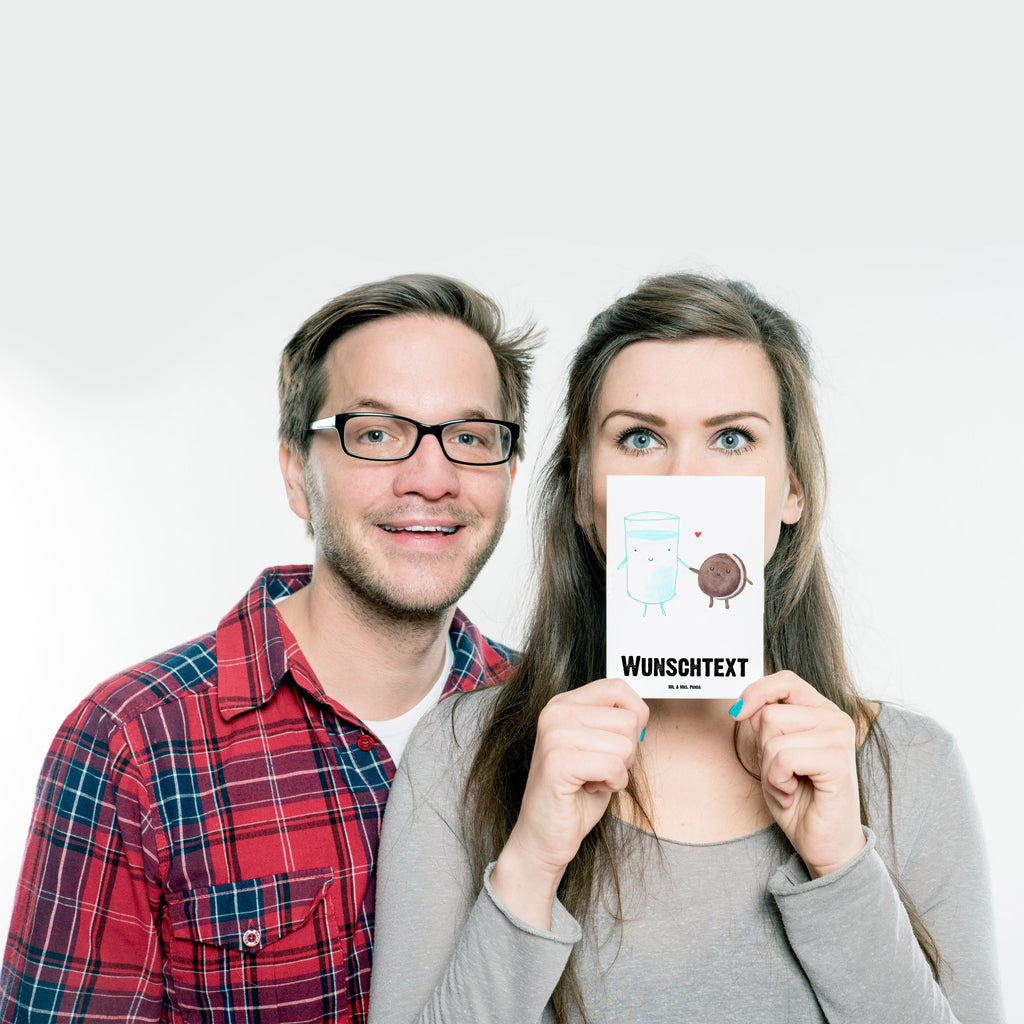 Personalisierte Postkarte Milch & Keks Postkarte mit Namen, Postkarte bedrucken, Postkarte mit Wunschtext, Postkarte personalisierbar, Geschenkkarte mit Namen, Grußkarte mit Namen, Karte mit Namen, Einladung mit Namen, Ansichtskarte mit Namen, Geschenkkarte mit Wunschtext, Grußkarte mit Wunschtext, Karte mit Wunschtext, Einladung mit Wunschtext, Ansichtskarte mit Wunschtext, süße Tiermotive, gute Laune, lustige Sprüche, Tiere, Milk, Cookie, Milch, Keks, Kekse, Kaffee, Einladung Frühstück, Motiv süß, romantisch, perfektes Paar