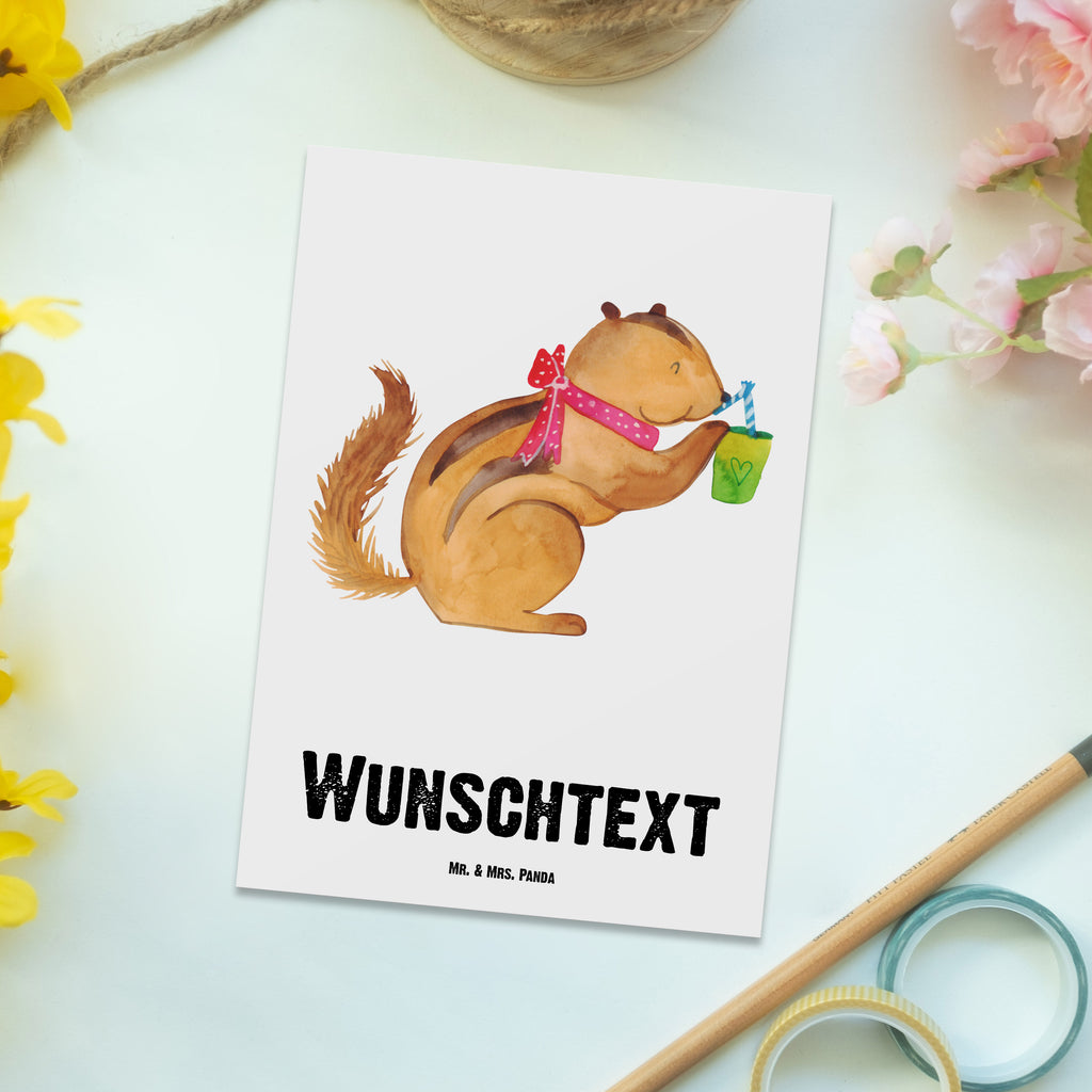 Personalisierte Postkarte Eichhörnchen Smoothie Postkarte mit Namen, Postkarte bedrucken, Postkarte mit Wunschtext, Postkarte personalisierbar, Geschenkkarte mit Namen, Grußkarte mit Namen, Karte mit Namen, Einladung mit Namen, Ansichtskarte mit Namen, Geschenkkarte mit Wunschtext, Grußkarte mit Wunschtext, Karte mit Wunschtext, Einladung mit Wunschtext, Ansichtskarte mit Wunschtext, süße Tiermotive, gute Laune, lustige Sprüche, Tiere, Green Smoothies, Diät, Abnehmen, Streifenhörnchen, Eichhörnchen