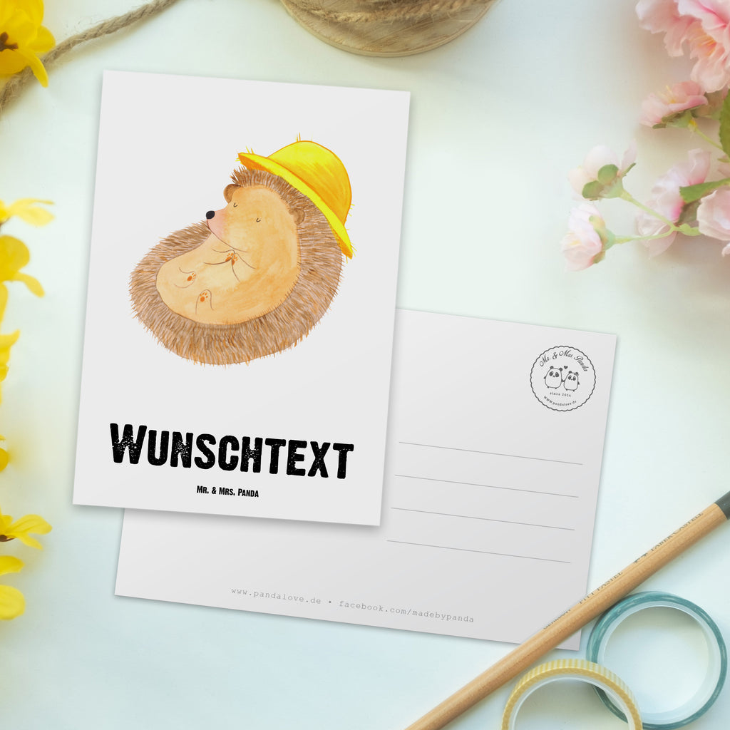 Personalisierte Postkarte Igel betet Postkarte mit Namen, Postkarte bedrucken, Postkarte mit Wunschtext, Postkarte personalisierbar, Geschenkkarte mit Namen, Grußkarte mit Namen, Karte mit Namen, Einladung mit Namen, Ansichtskarte mit Namen, Geschenkkarte mit Wunschtext, Grußkarte mit Wunschtext, Karte mit Wunschtext, Einladung mit Wunschtext, Ansichtskarte mit Wunschtext, süße Tiermotive, gute Laune, lustige Sprüche, Tiere, Igel, Igel mit Hut, Sonnenhut, Gott, Amen, beten, Leben, Dankbarkeit, Dankbar sein, dankbar, genießen