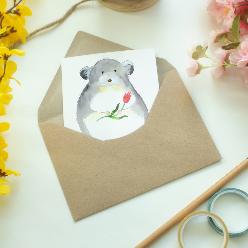 Personalisierte Grußkarte Chinchilla mit Blume Personalisierte Grußkarte, Personalisiertere Klappkarte, Personalisierte Einladungskarte, Personalisierte Glückwunschkarte, Personalisierte Hochzeitskarte, Personalisierte Geburtstagskarte, Grußkarte mit Namen, Grußkarte selber drucken, Grußkarte selbst gestalten, Grußkarte mit persönlichen Nachrichten, Grußkarte als Geldgeschenk, Grußkarten personalisiert, Tiermotive, Gute Laune, lustige Sprüche, Tiere, Chinchilla, Chinchillas, Liebeskummer, Kummer, Depressionen, traurig sein, Chaos, Glücklichsein, Büro, Büroalltag