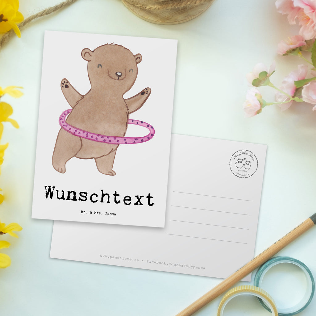 Personalisierte Postkarte Bär Hula Hoop Medizin Postkarte mit Namen, Postkarte bedrucken, Postkarte mit Wunschtext, Postkarte personalisierbar, Geschenkkarte mit Namen, Grußkarte mit Namen, Karte mit Namen, Einladung mit Namen, Ansichtskarte mit Namen, Geschenkkarte mit Wunschtext, Grußkarte mit Wunschtext, Karte mit Wunschtext, Einladung mit Wunschtext, Ansichtskarte mit Wunschtext, Geschenk, Sport, Sportart, Hobby, Schenken, Danke, Dankeschön, Auszeichnung, Gewinn, Sportler, Hula Hoop, Fitness, Training