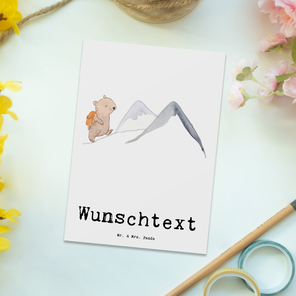 Personalisierte Postkarte Bär Bergsteigen Medizin Postkarte mit Namen, Postkarte bedrucken, Postkarte mit Wunschtext, Postkarte personalisierbar, Geschenkkarte mit Namen, Grußkarte mit Namen, Karte mit Namen, Einladung mit Namen, Ansichtskarte mit Namen, Geschenkkarte mit Wunschtext, Grußkarte mit Wunschtext, Karte mit Wunschtext, Einladung mit Wunschtext, Ansichtskarte mit Wunschtext, Geschenk, Sport, Sportart, Hobby, Schenken, Danke, Dankeschön, Auszeichnung, Gewinn, Sportler, Bergsteigen, wandern, Bergsport, Trekking, Alpinismus, Alpinwandern